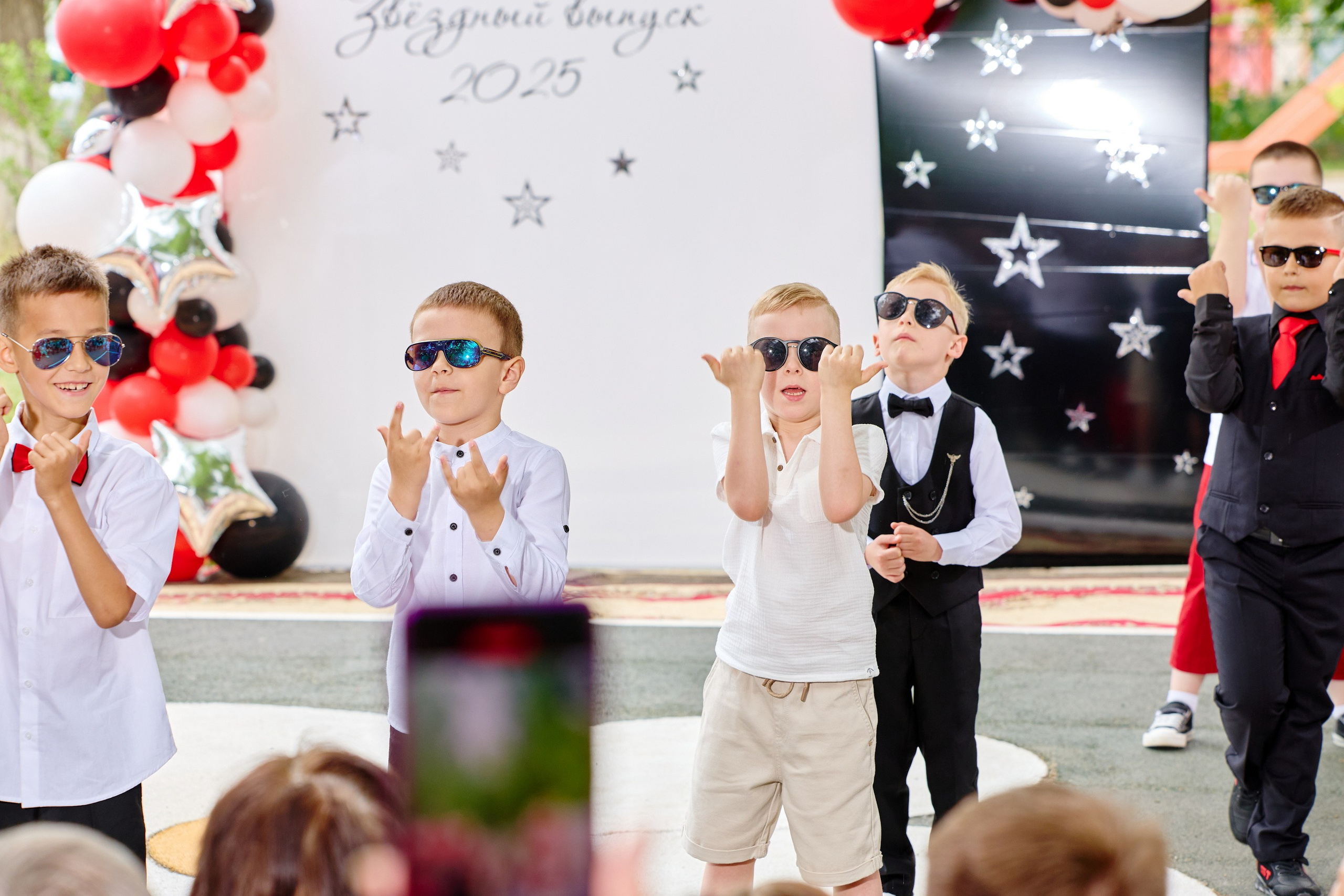 Выпускной 45 сад. Фотограф Выпускные альбомы Таганрог Сергей Коробченко