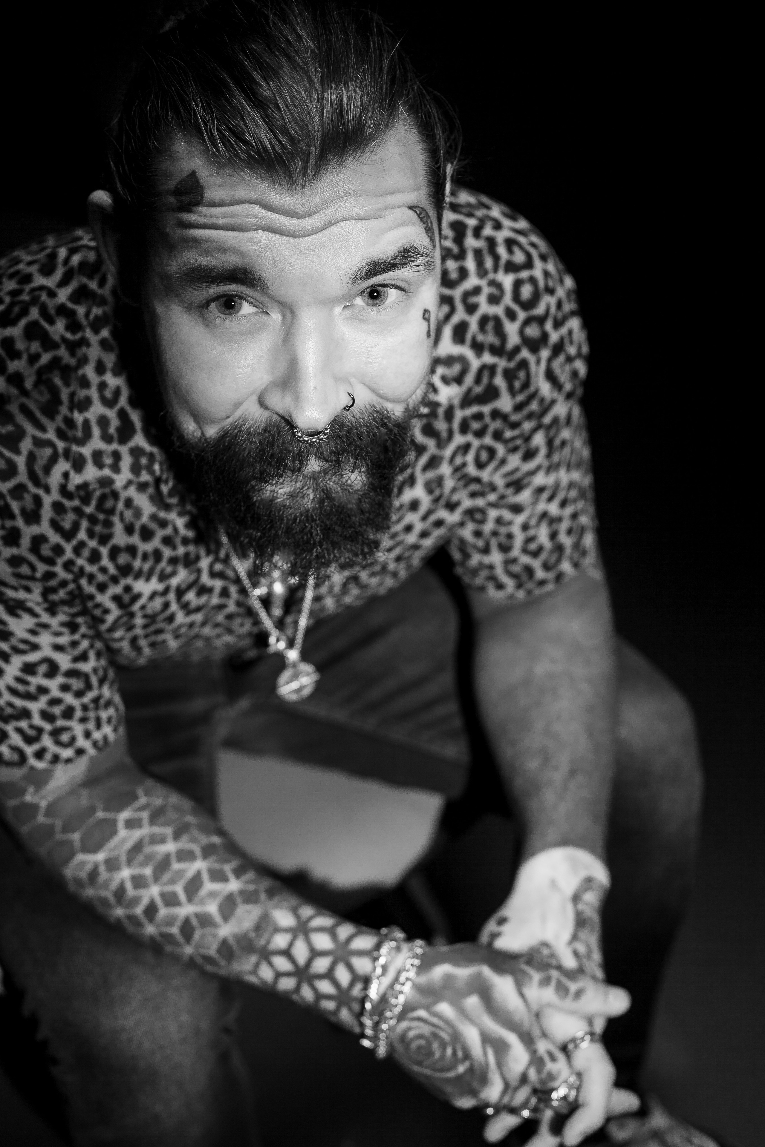 Сережа Ворон. Барбер. Психолог с фотоаппаратом Зимина Оксана