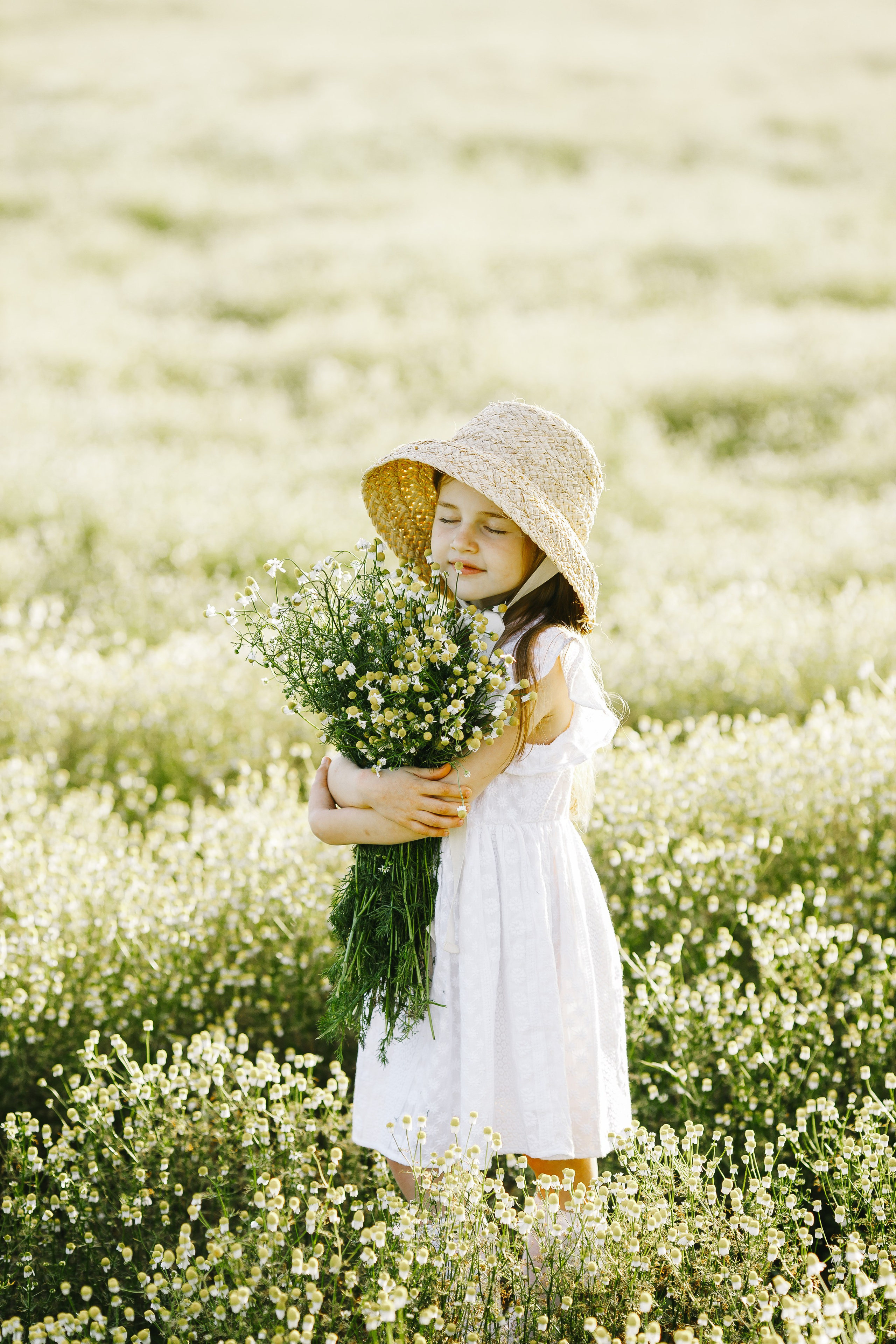 Фотосессии детские и женские в полях. Семейный и детский фотограф в Пскове и Санкт-Петербурге Яна Калинина