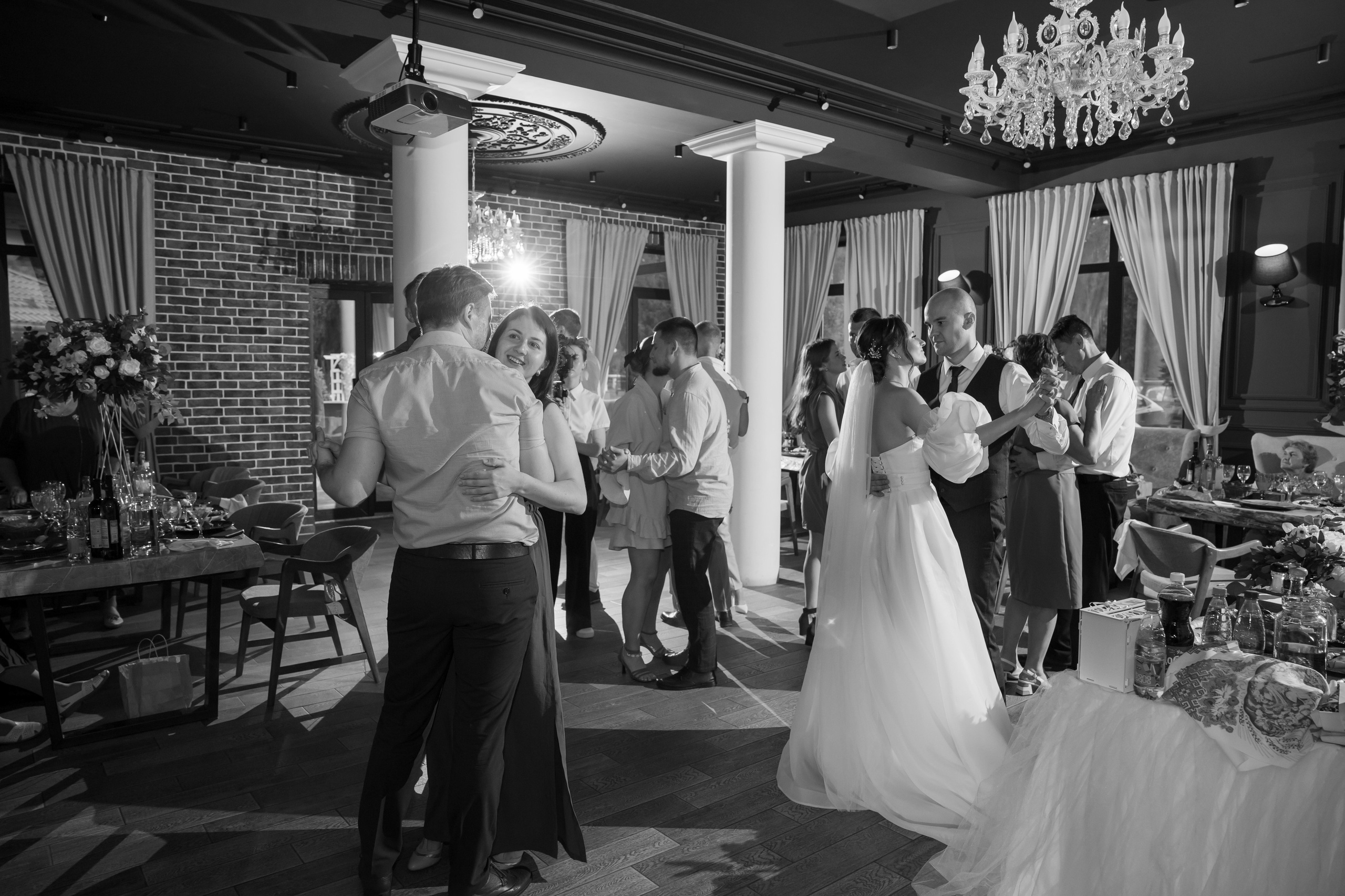 Полина и Дмитрий, загородный клуб «Барин», ЗАГС в г. Пушкино. Свадебный и репортажный фотограф (Москва, Королев и другие)