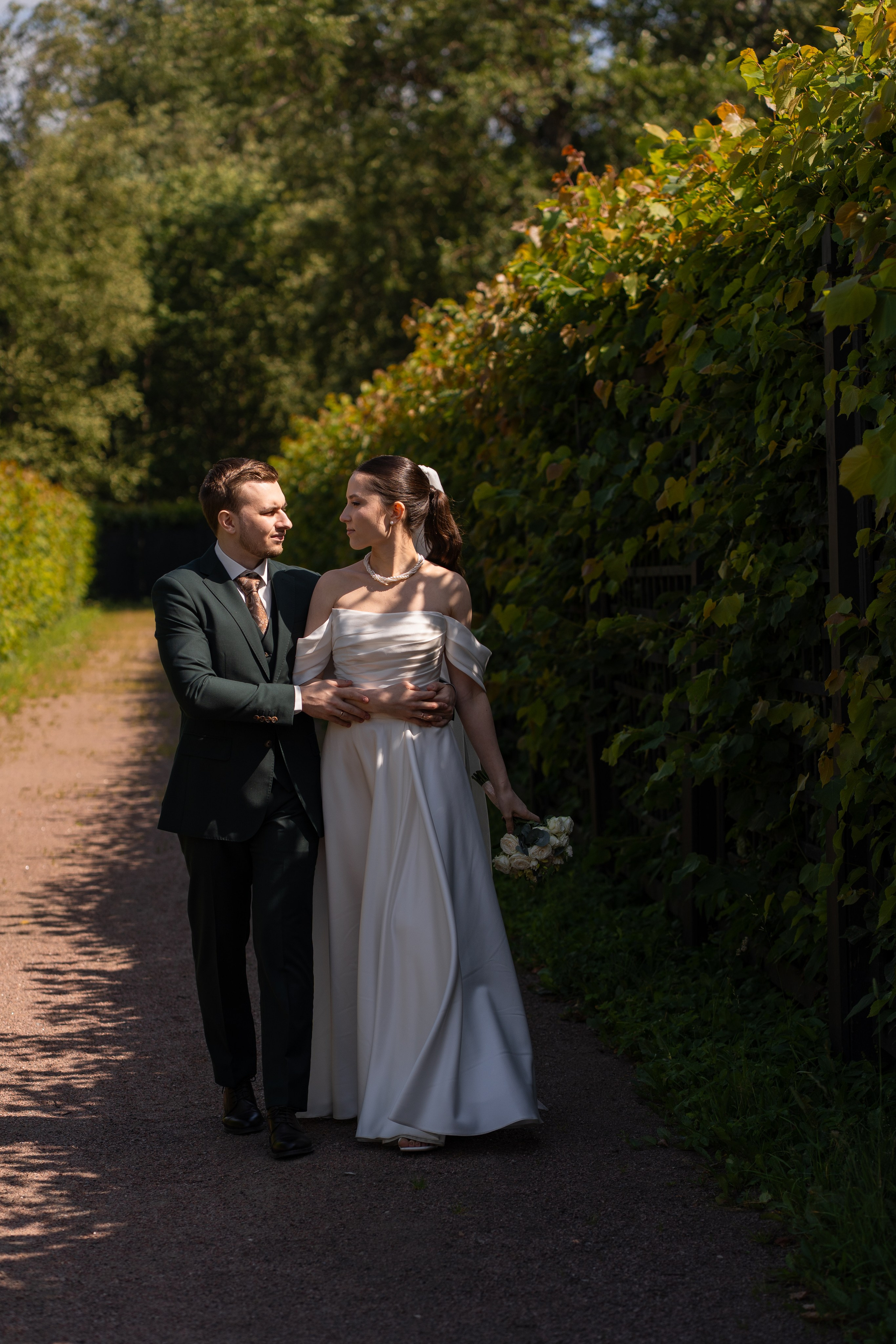 Влад и Илина в Кусково. Свадебный фотограф в Москве Анна Полушина