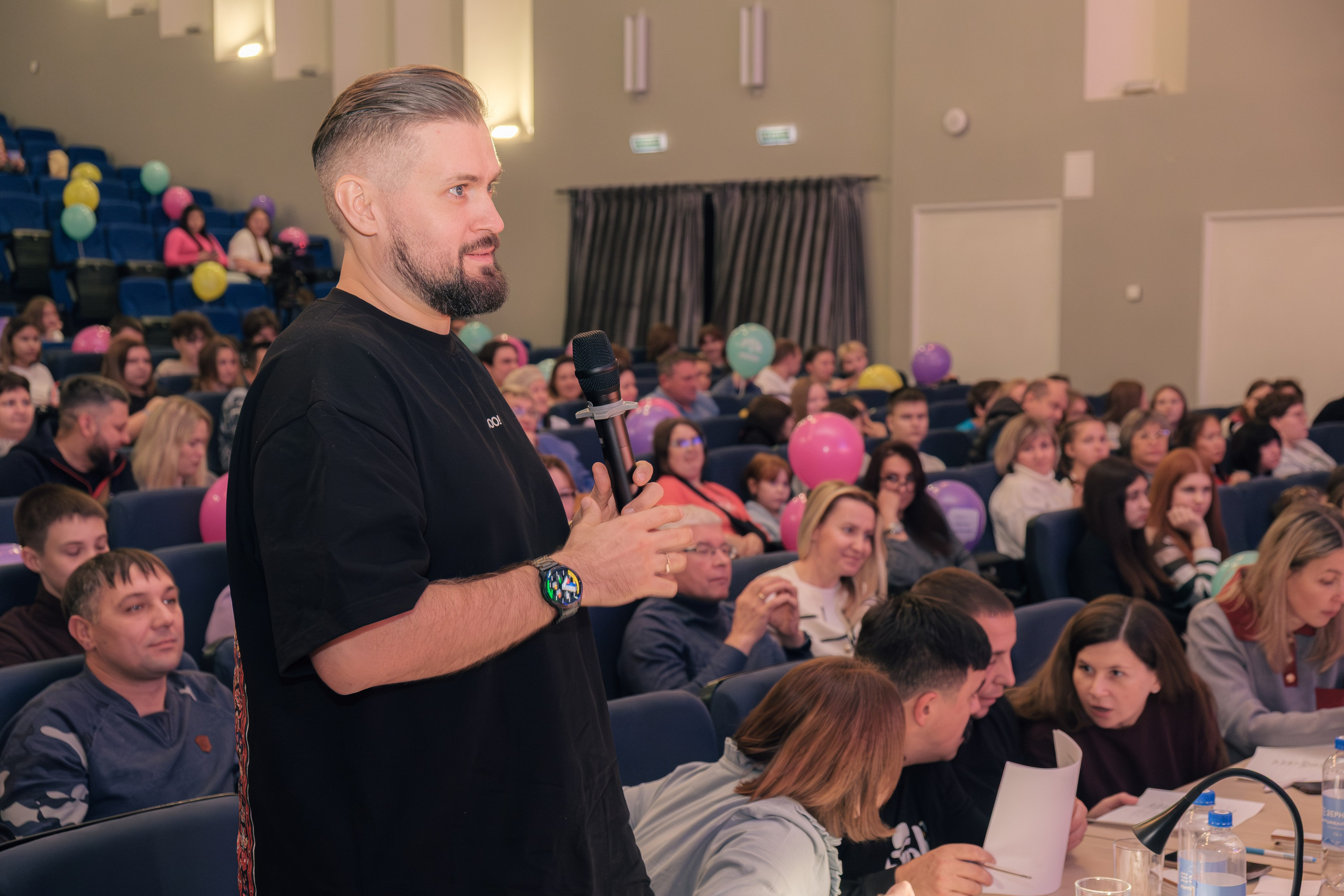 Осенний кубок КВН лиги «Зелёная». Междуреченск. Фотограф — Никита Максимов