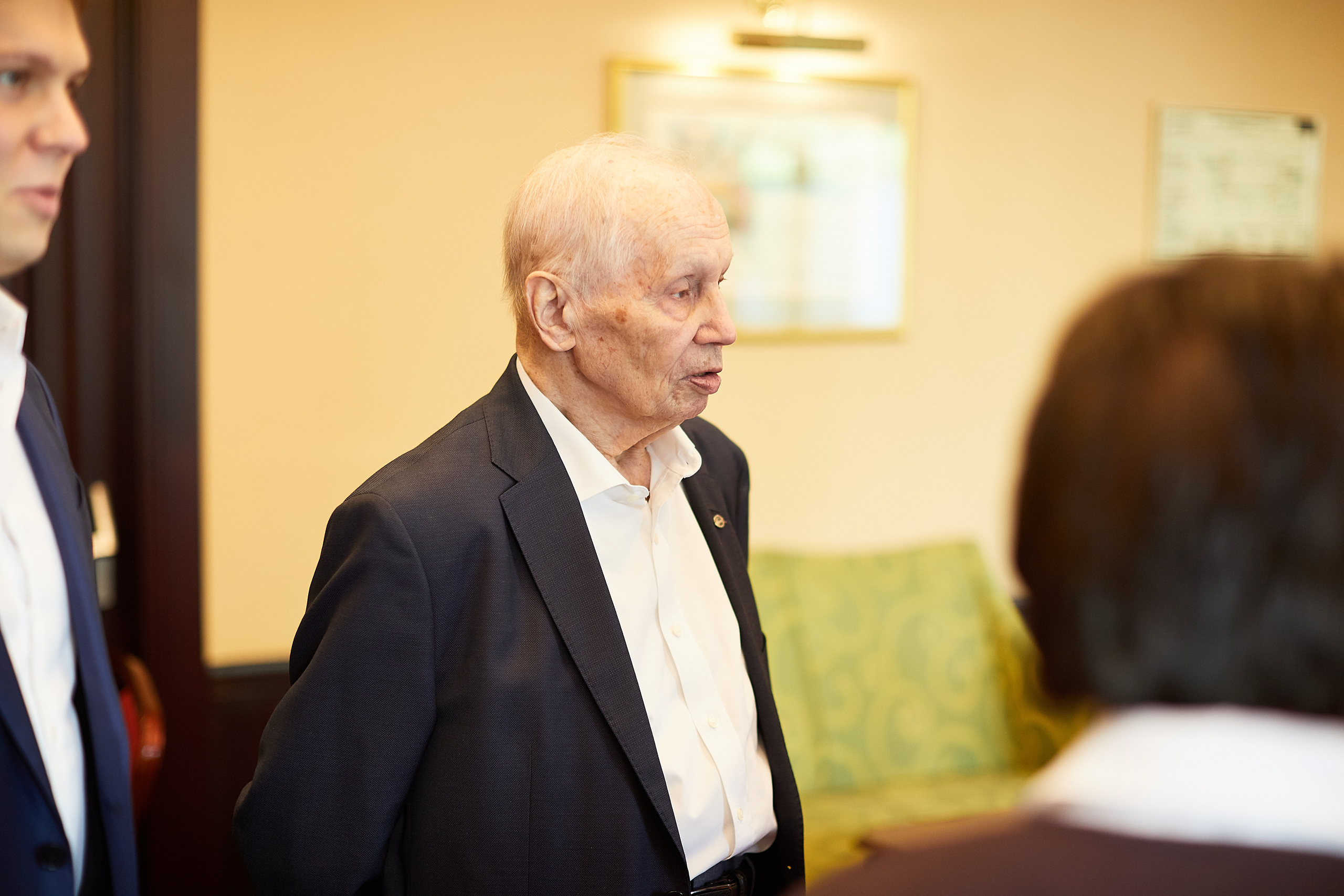 Серьёзный Юбилей. Фотохроника для следующих поколений