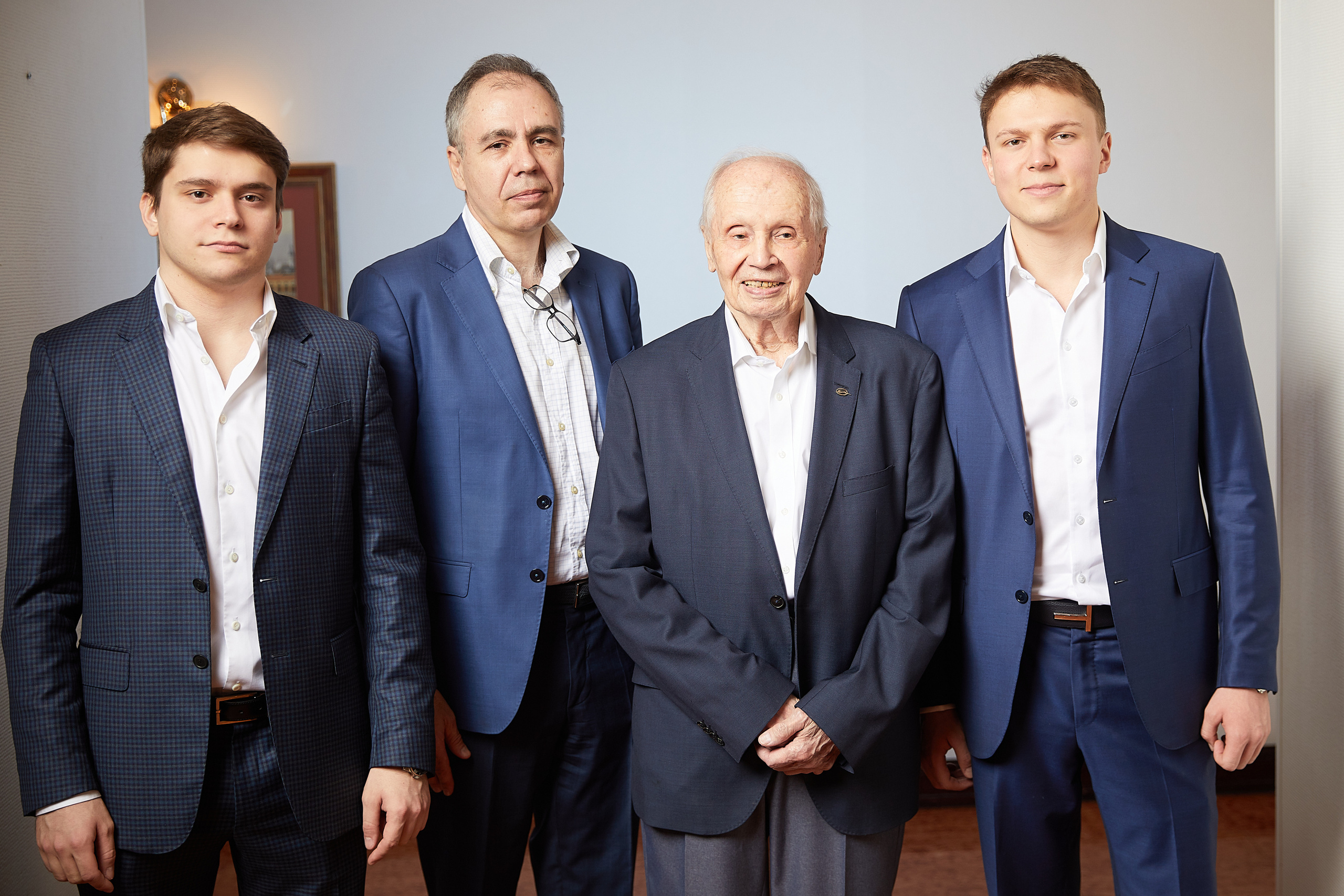 Серьёзный Юбилей. Фотохроника для следующих поколений