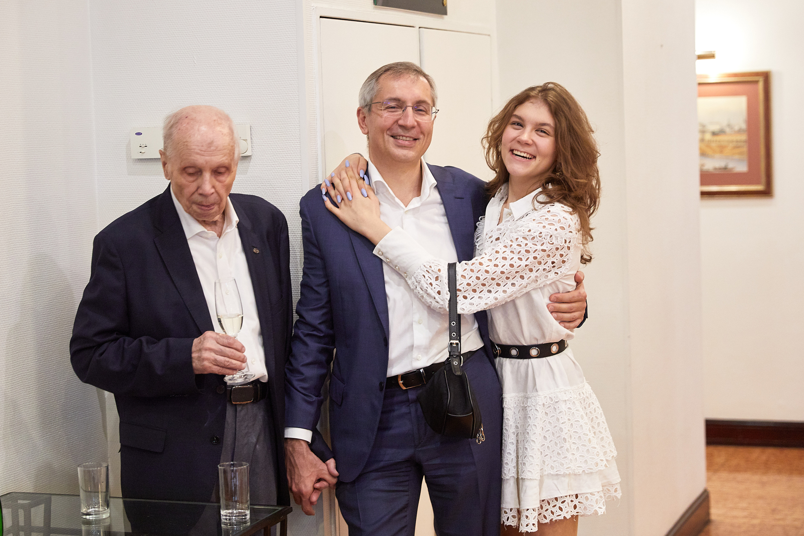 Серьёзный Юбилей. Фотохроника для следующих поколений