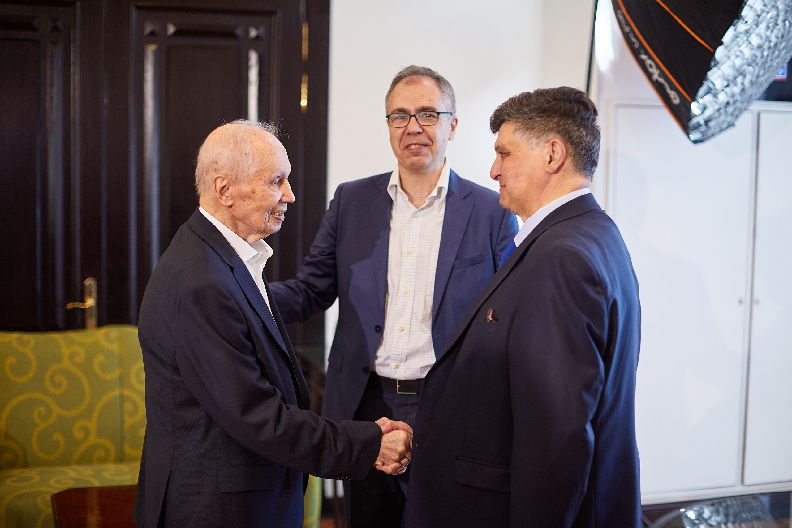 Серьёзный Юбилей. Фотохроника для следующих поколений