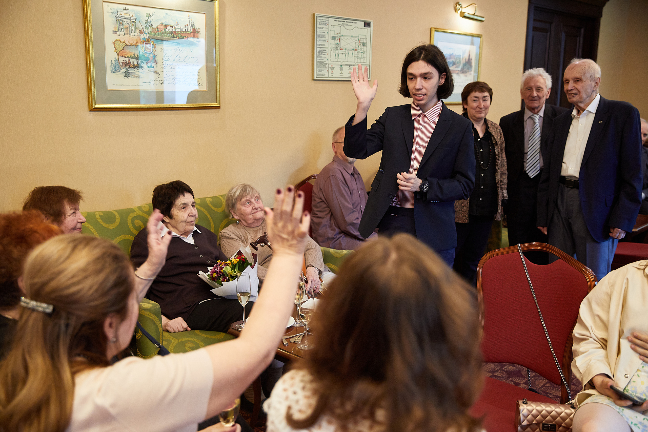 Серьёзный Юбилей. Фотохроника для следующих поколений