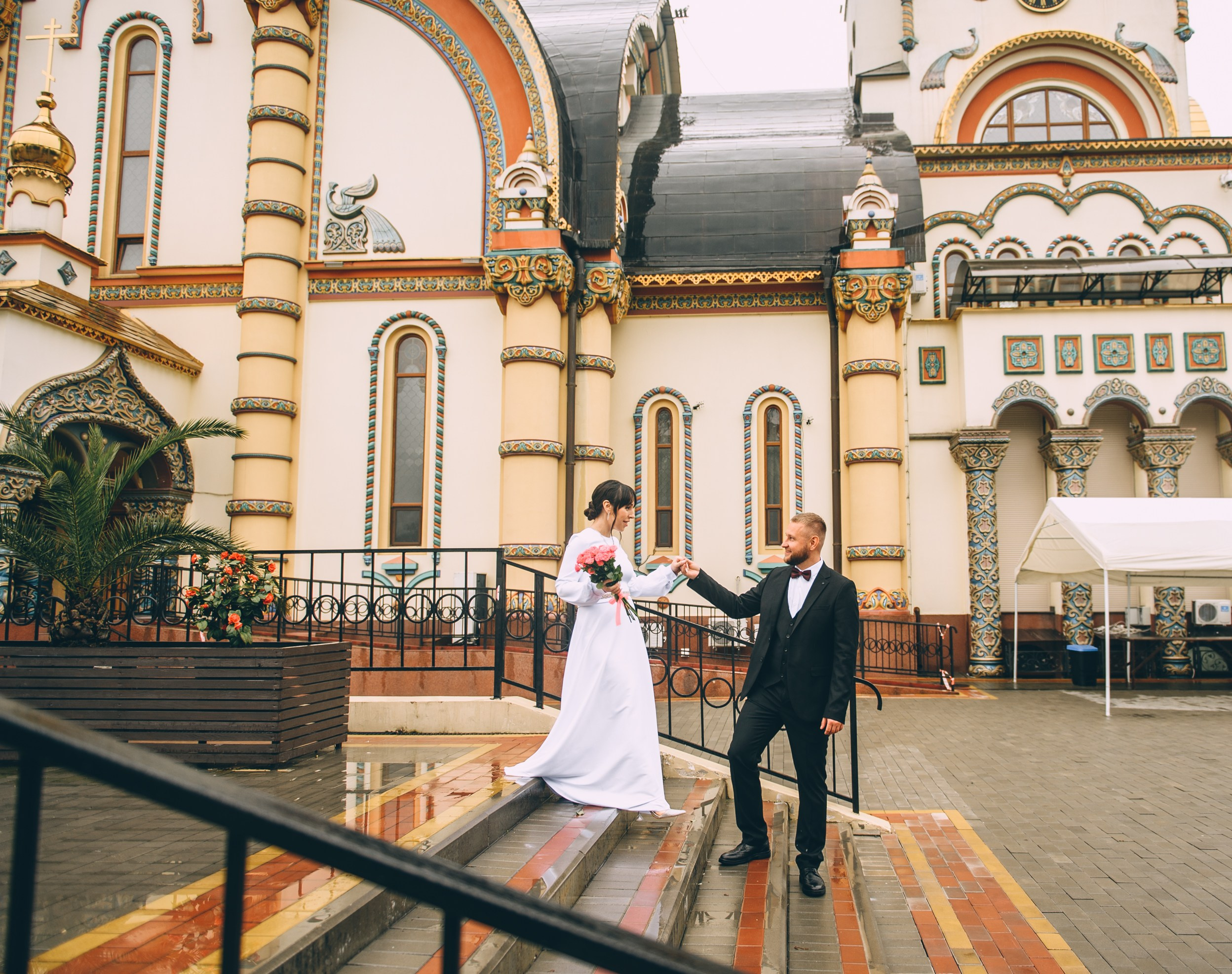 Венчание в соборе Владимира Равноапостольного. Свадебный и семейный фотограф София Невская