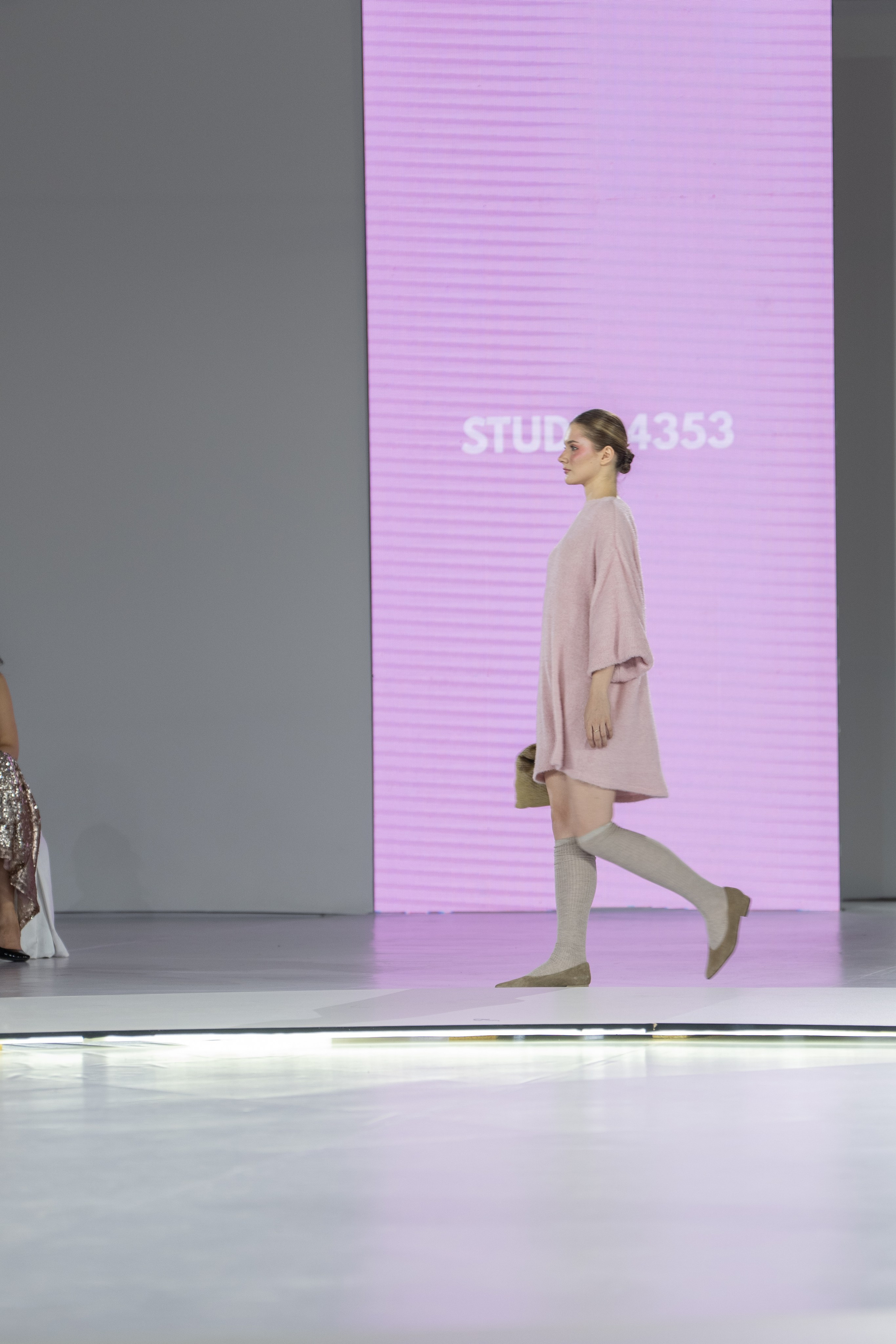 Brand Studio4353. Сайт Алматинского НЮ АРТ, будуар и фэшн фотографа Дениса Карпенко