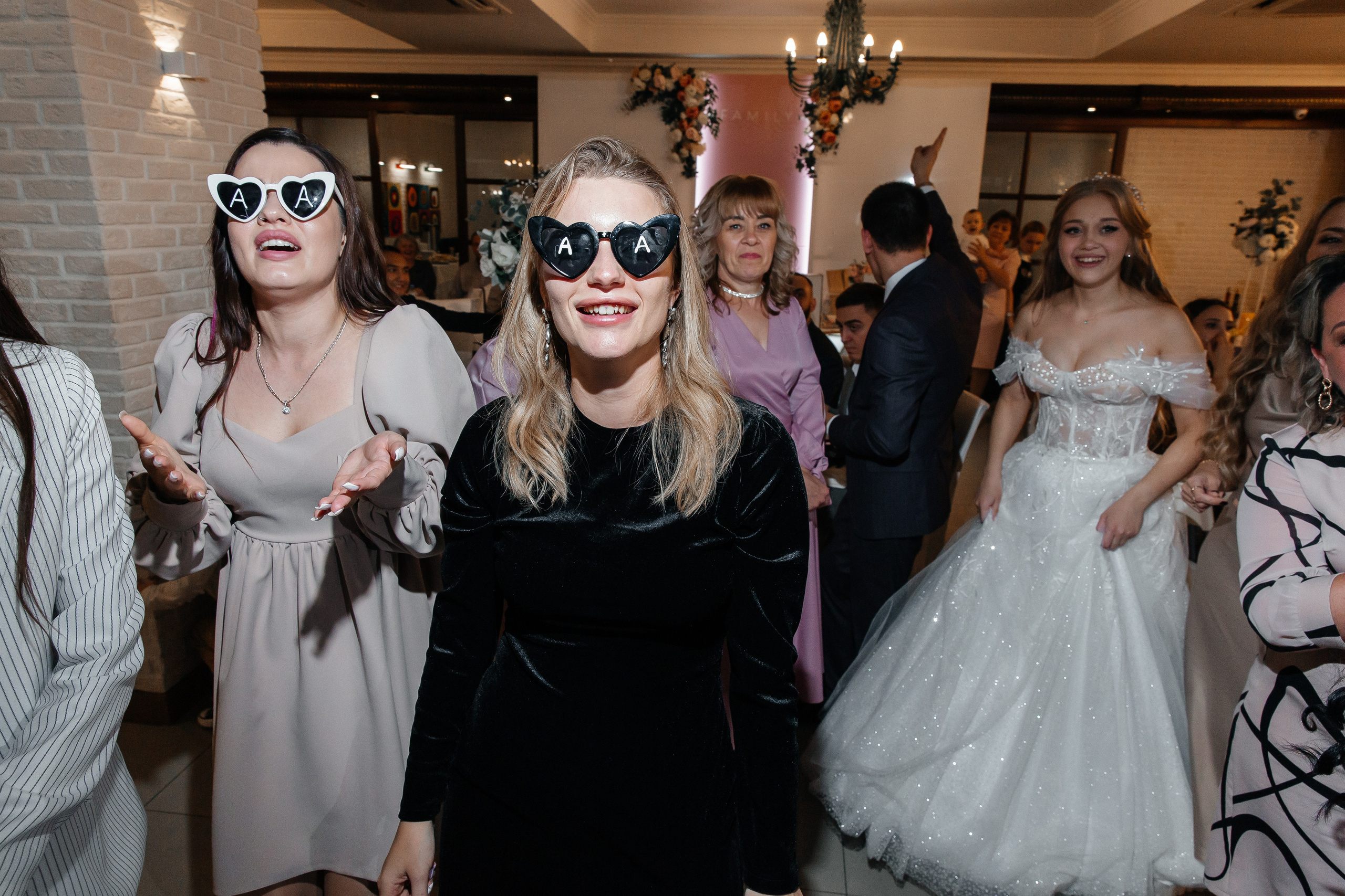 Свадьба Альберта и Алсу — бутик и O2. Свадебный фотограф в Оренбурге Илья Володьков