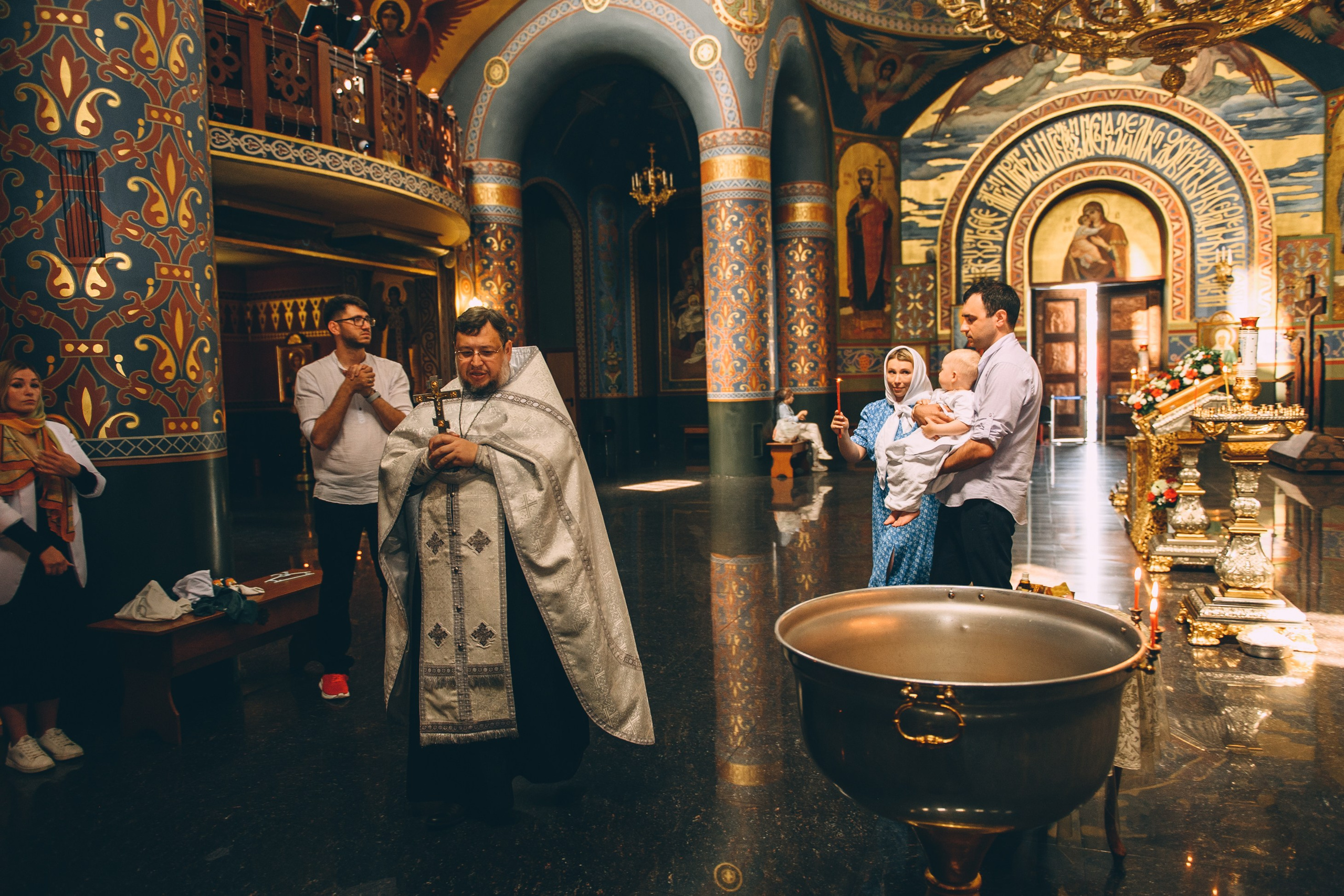 Крещение в храме Нерукотворного Образа Христа Спасителя. Свадебный и семейный фотограф София Невская