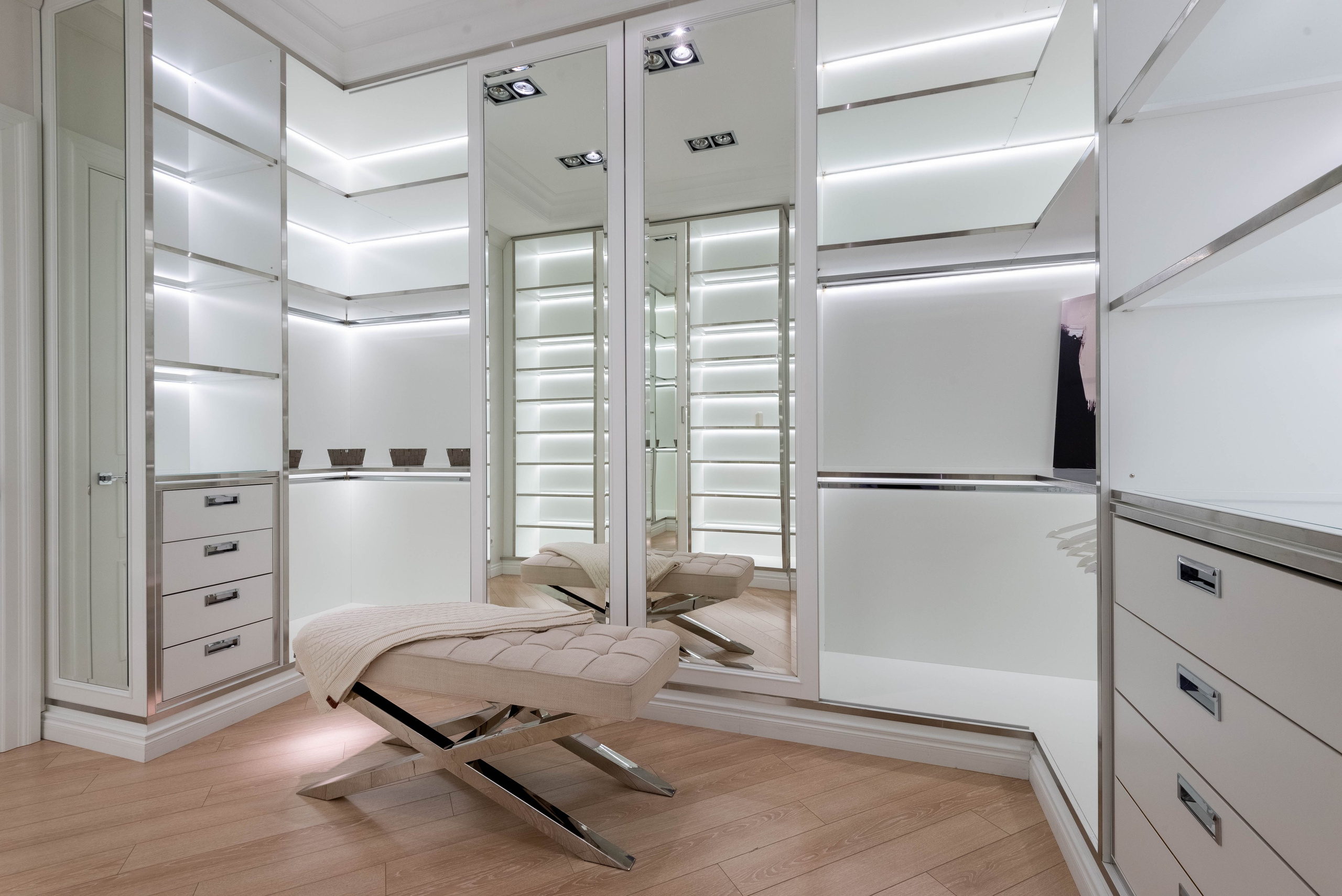 Интерьерное фото объекта недвижимости. Интерьерный фотограф Александр Плотников