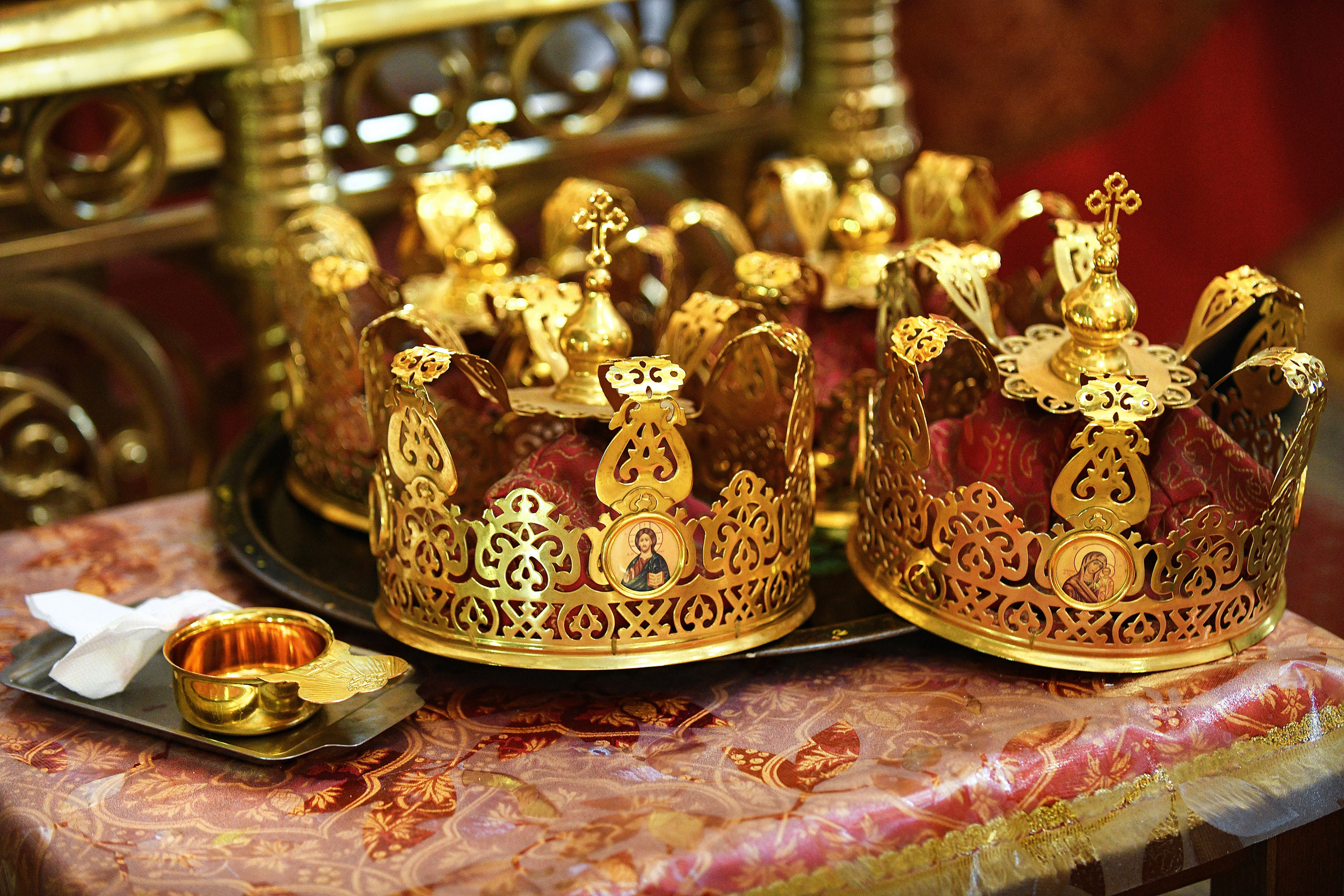 Венчание в Никольской церкви. Свадебный и портретный фотограф в Москве Галина Борисова