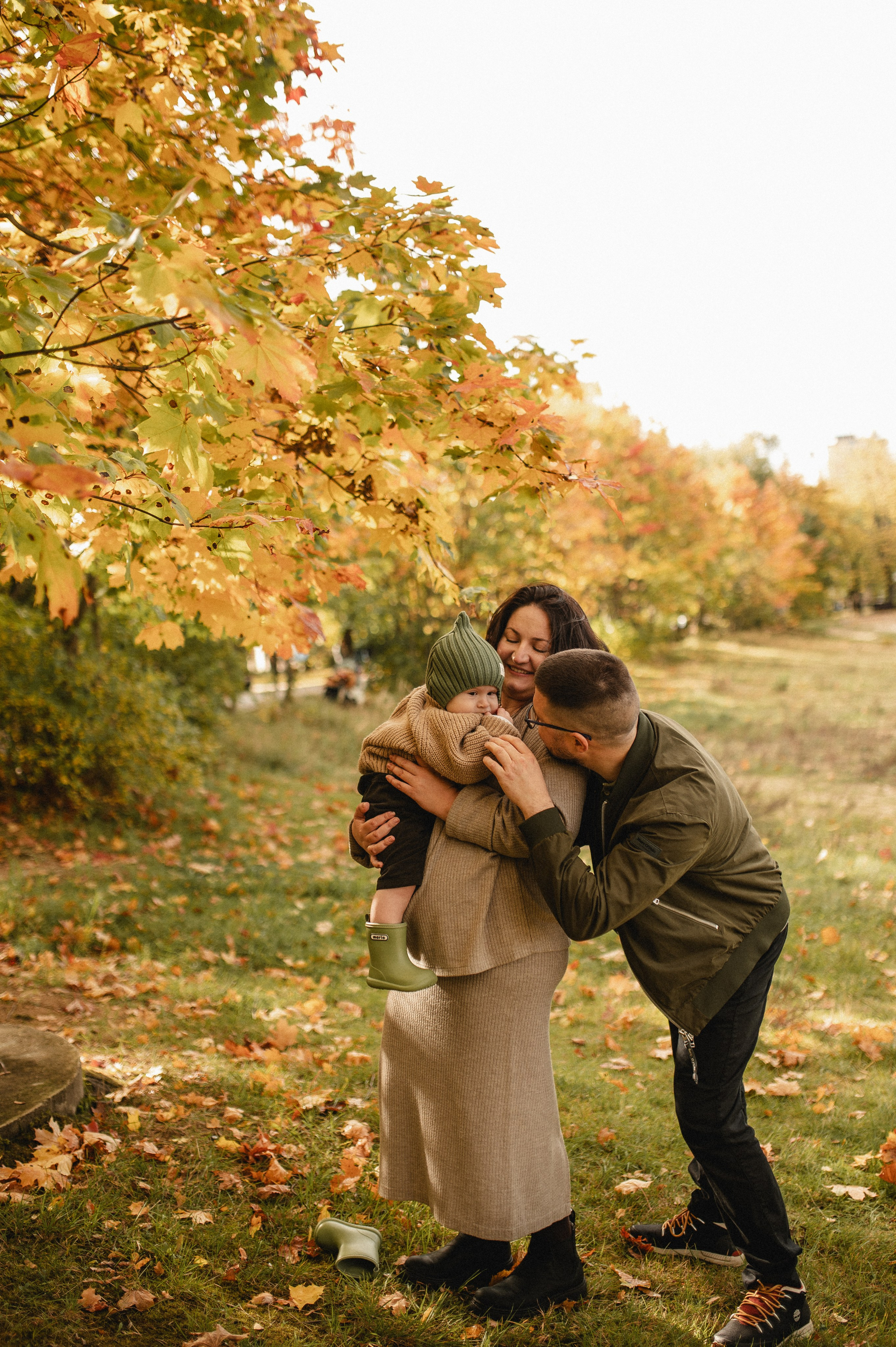 Осенняя фотосессия большой семьи в парке. Семейная фотосессия Бутово Москва фотограф Алина Морщагина