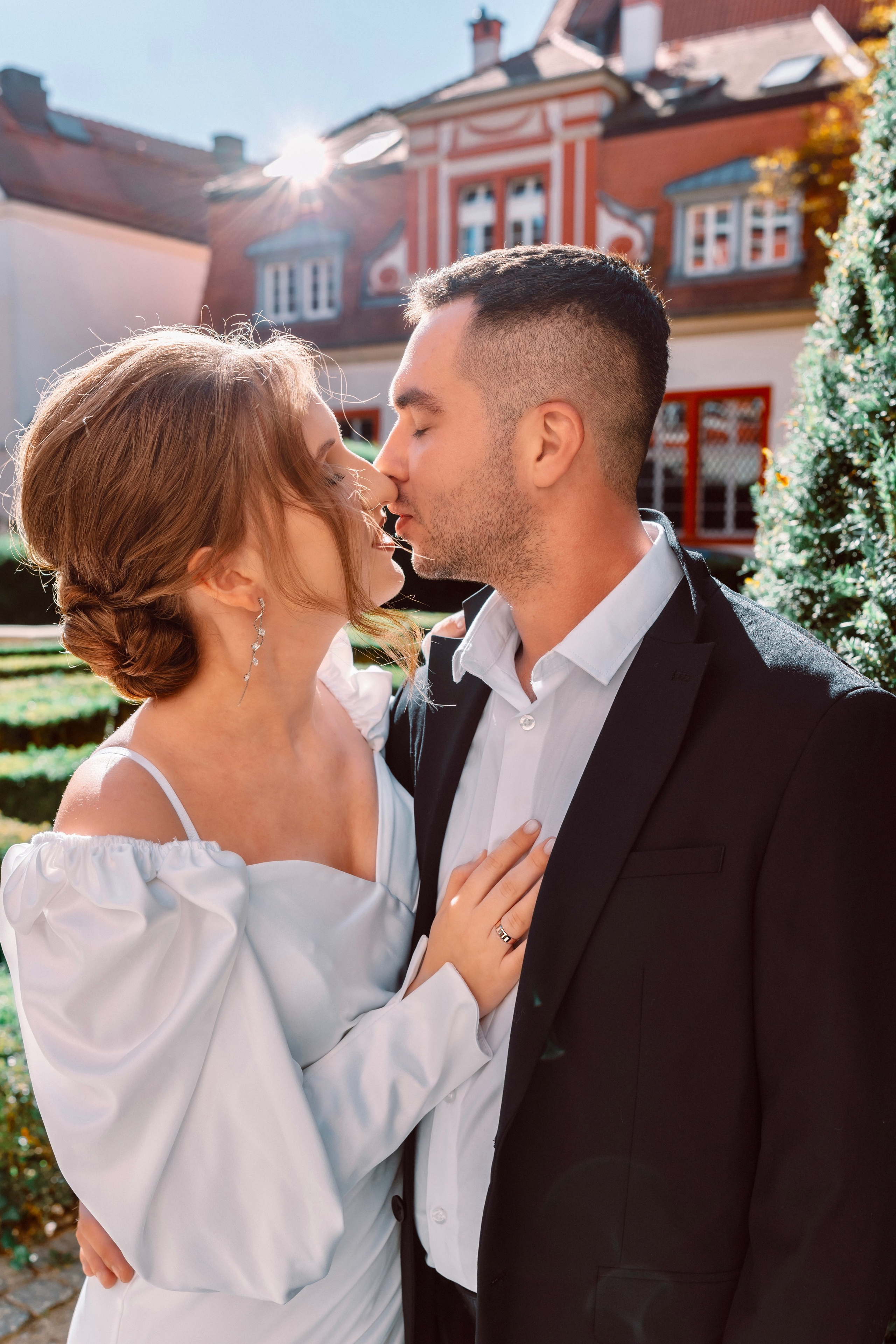 Wedding Wroclaw. Portrait photographer Wrocław Vitali Pabiadzinski