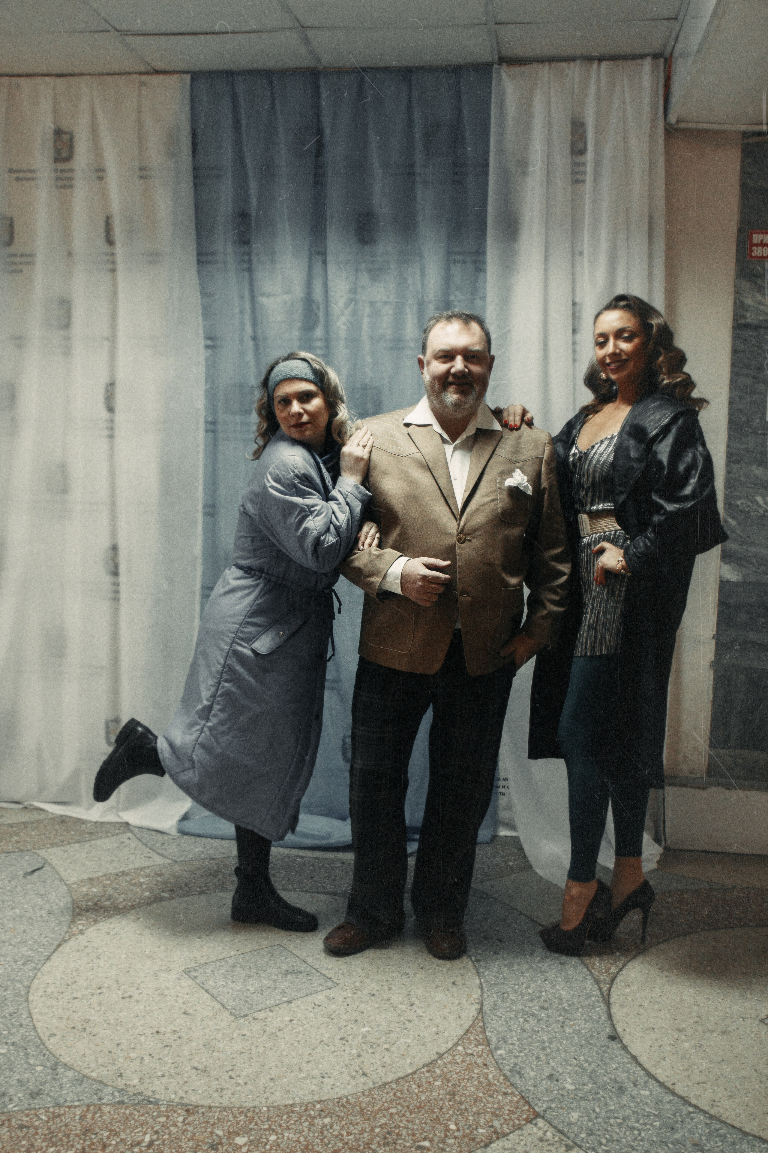 Гузель & Алексей свадьба в стиле 90х. Фотограф и видеограф в Омск/Москва Сащенко Лера