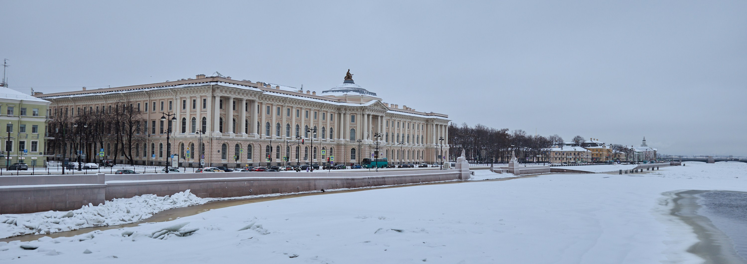 Рождество въ Санктъ-Петербургѣ. Фотографъ Сергѣевъ. Поймать мгновеніе