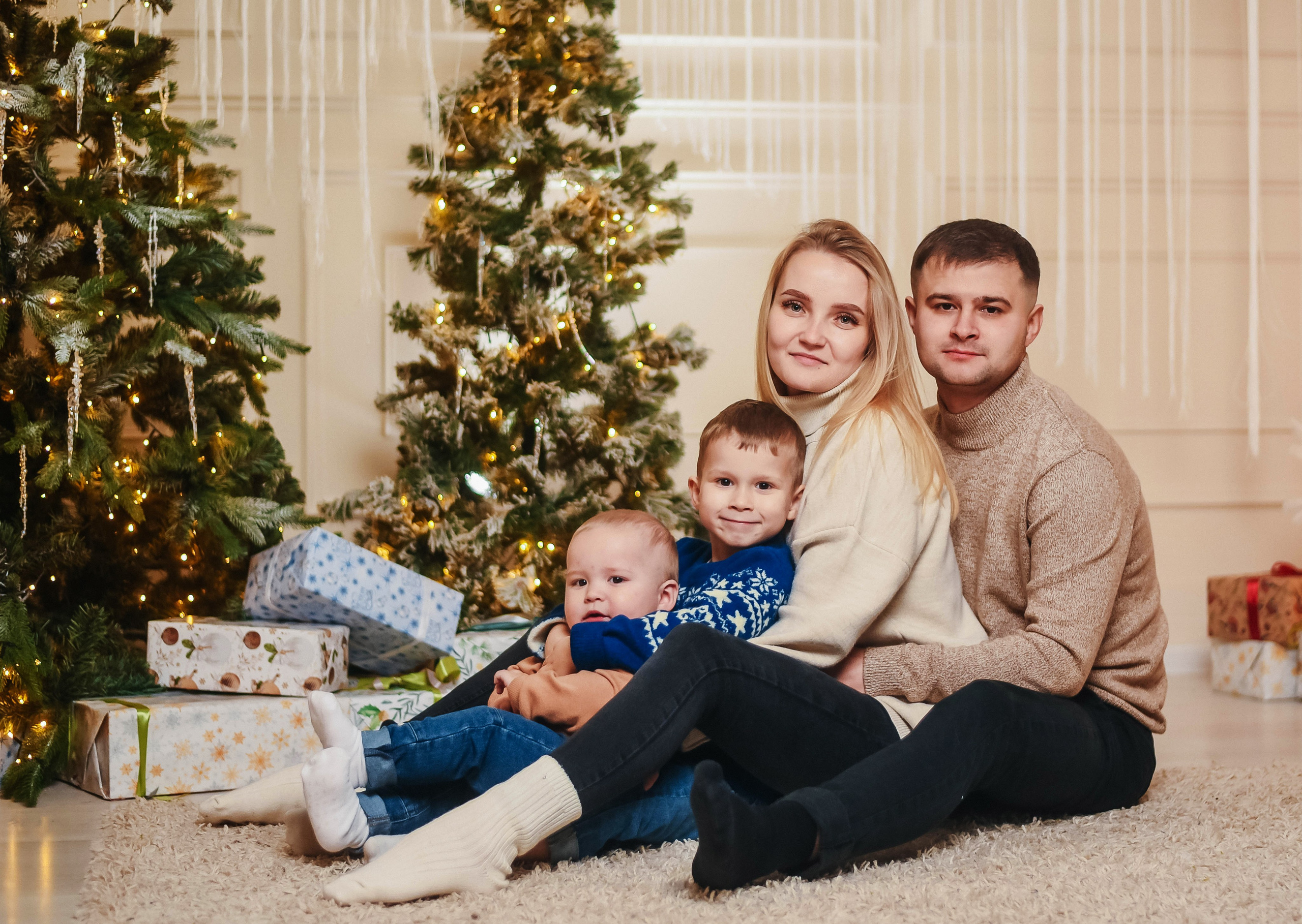 Студия LightRoom Сыктывкар. Семейный фотограф в городе Сыктывкаре