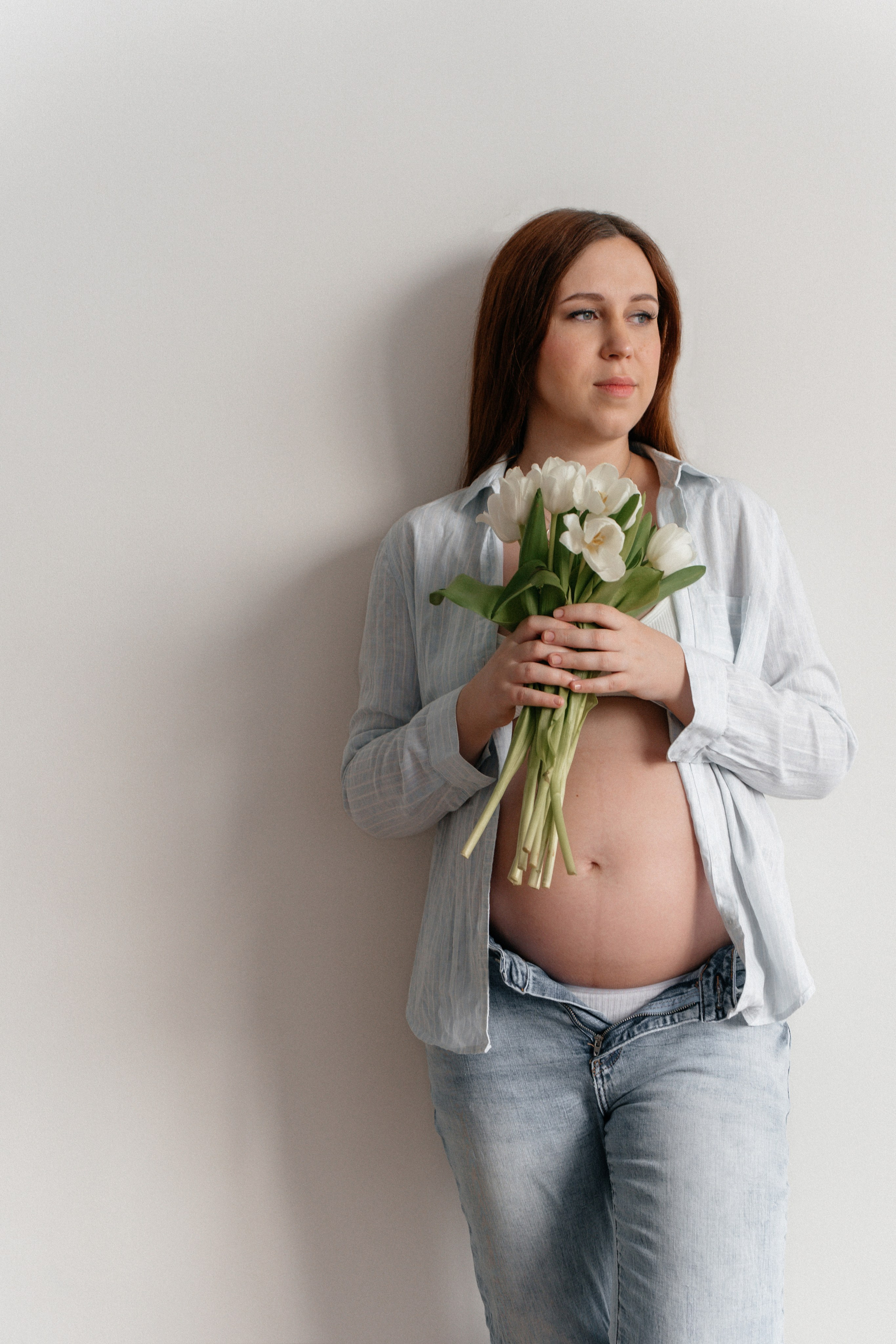Нежность ожидания: фотосессия беременной девушки. Ваш семейный фотограф в Минске — Вика Трегубова