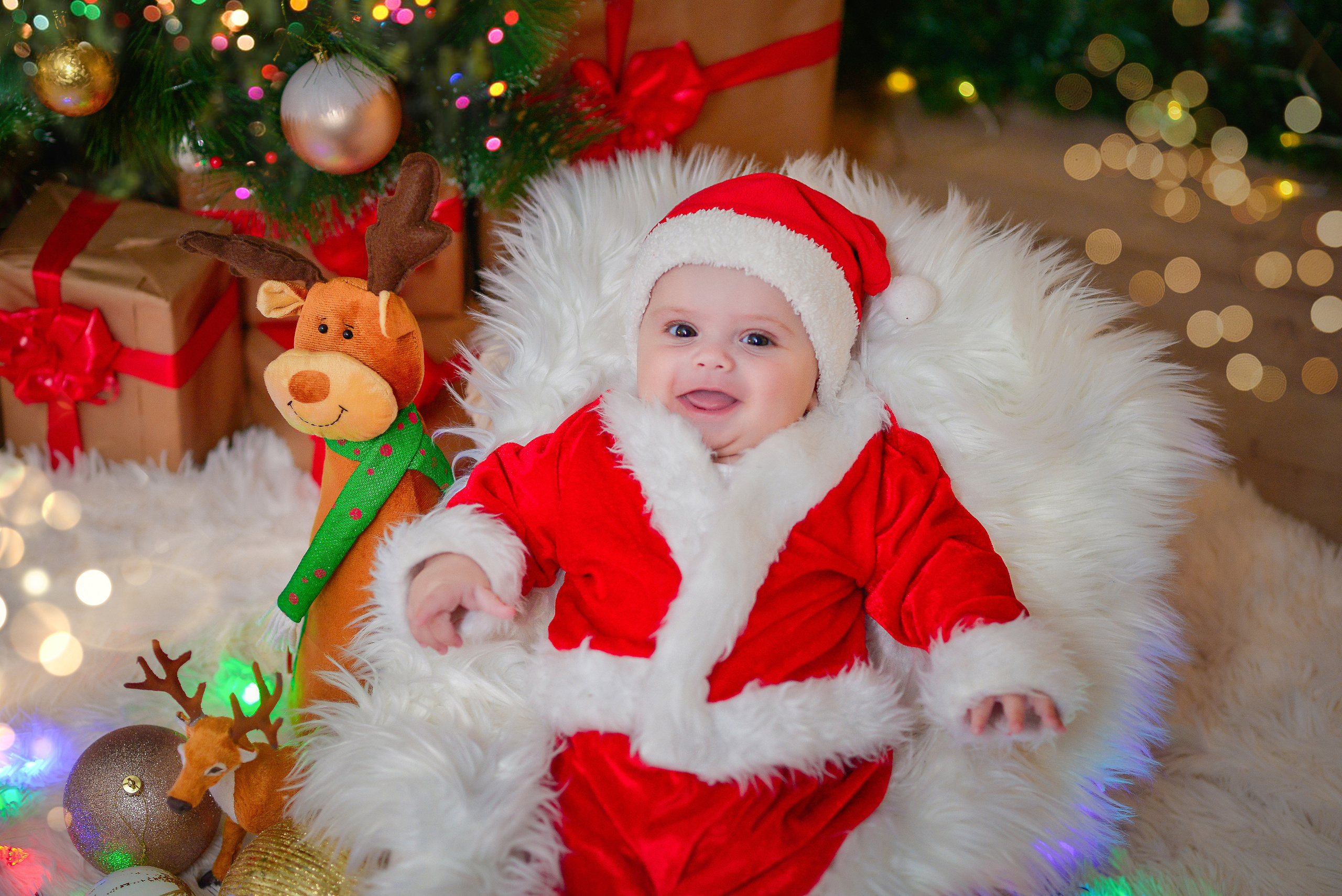 Новогодняя фотосъёмка в студии. Женский, семейный и детский фотограф