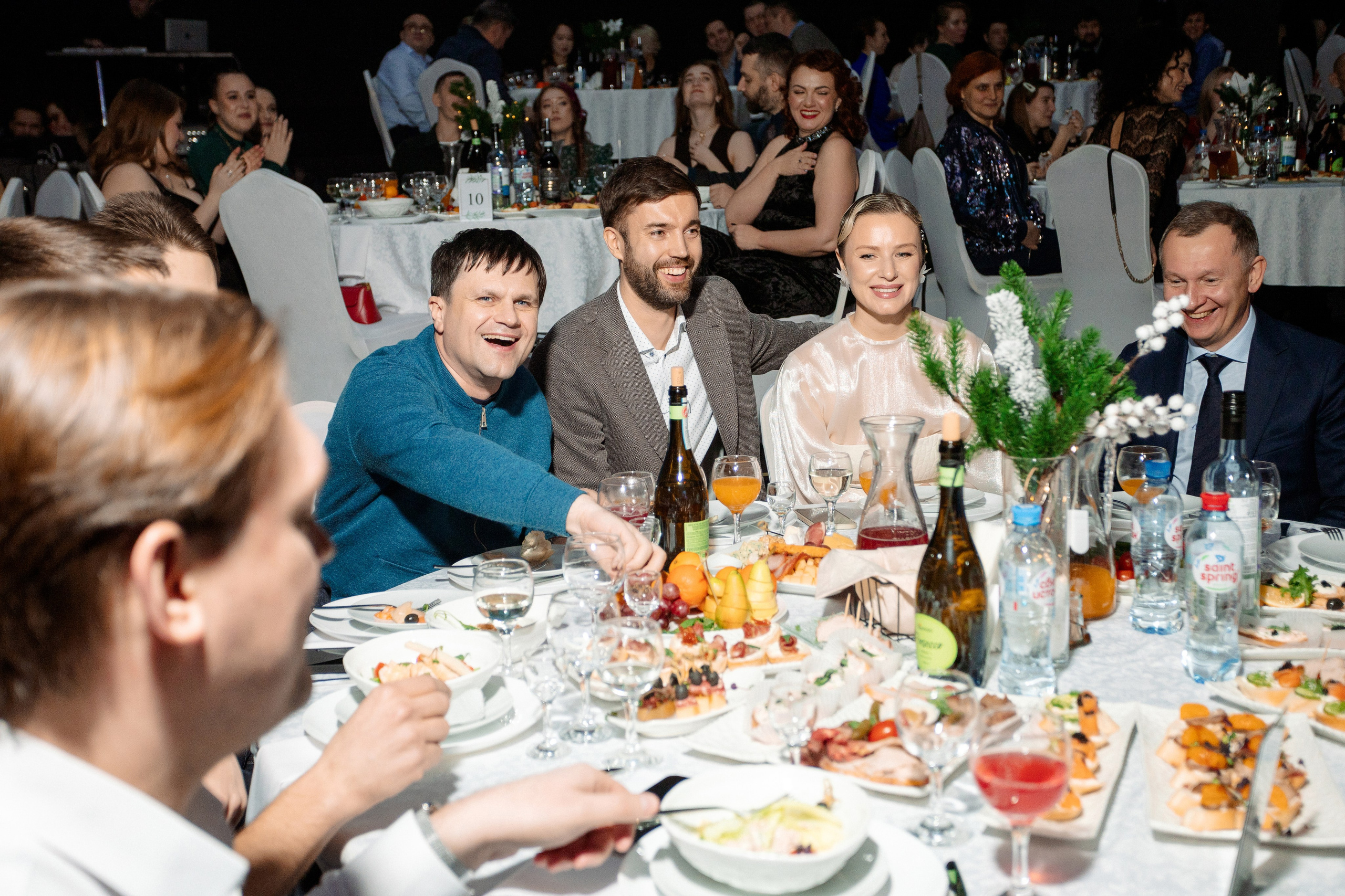 РЕПОРТАЖ: НОВЫЙ ГОД В ДК МЕТАЛЛУРГ. Профессиональный фотограф в Ижевске Леша Петров