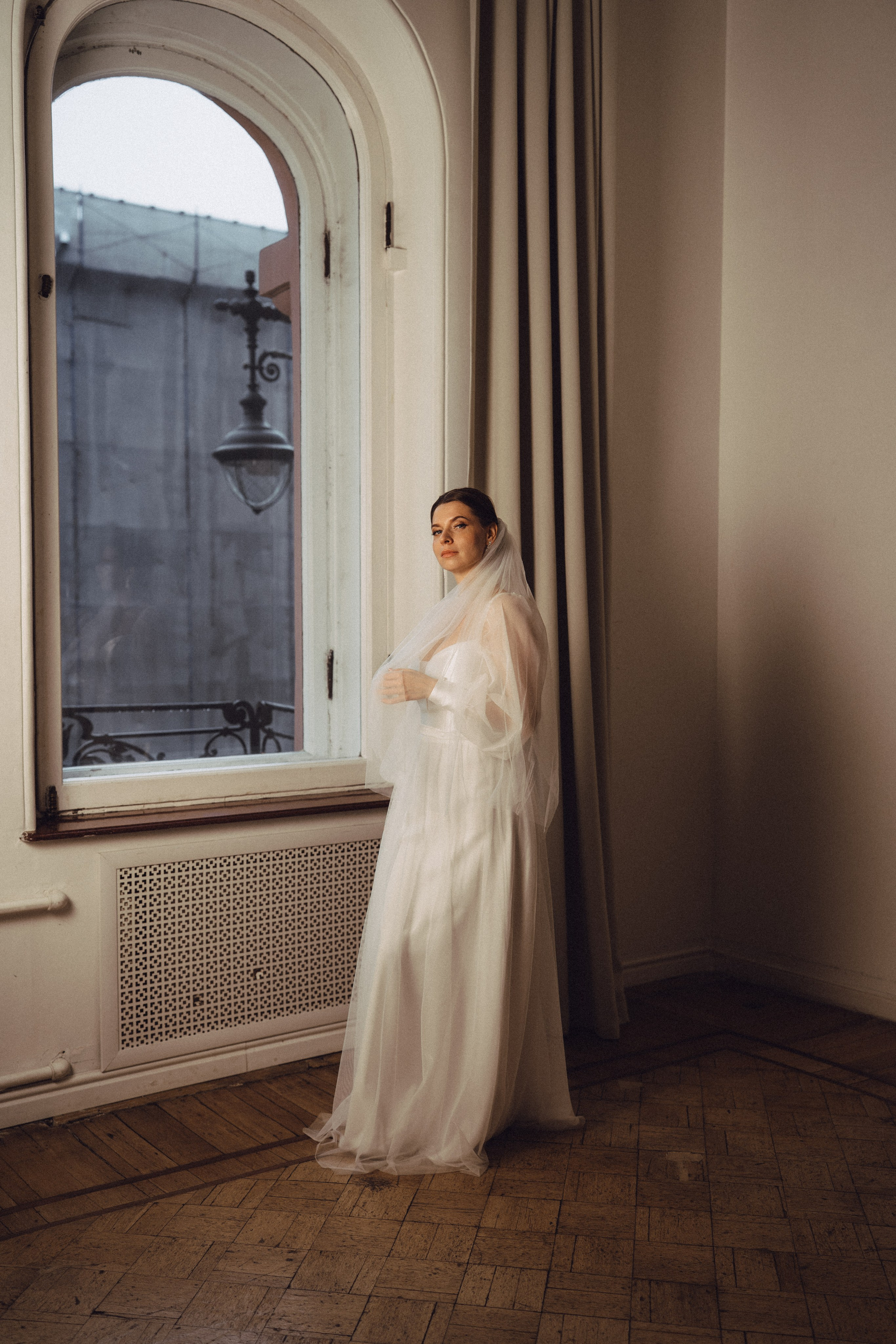 СВАДЕБНАЯ СЬЕМКА ВО ВТОРОМ ДВОРЦЕ (ДЕКАБРЬ) ТАКЖЕ СЬЕМКА В СТУДИИ НА ЧЕРНЫШЕВСКОЙ. Профессиональный фотограф, Санкт-Петербург — Виктория Богомолова