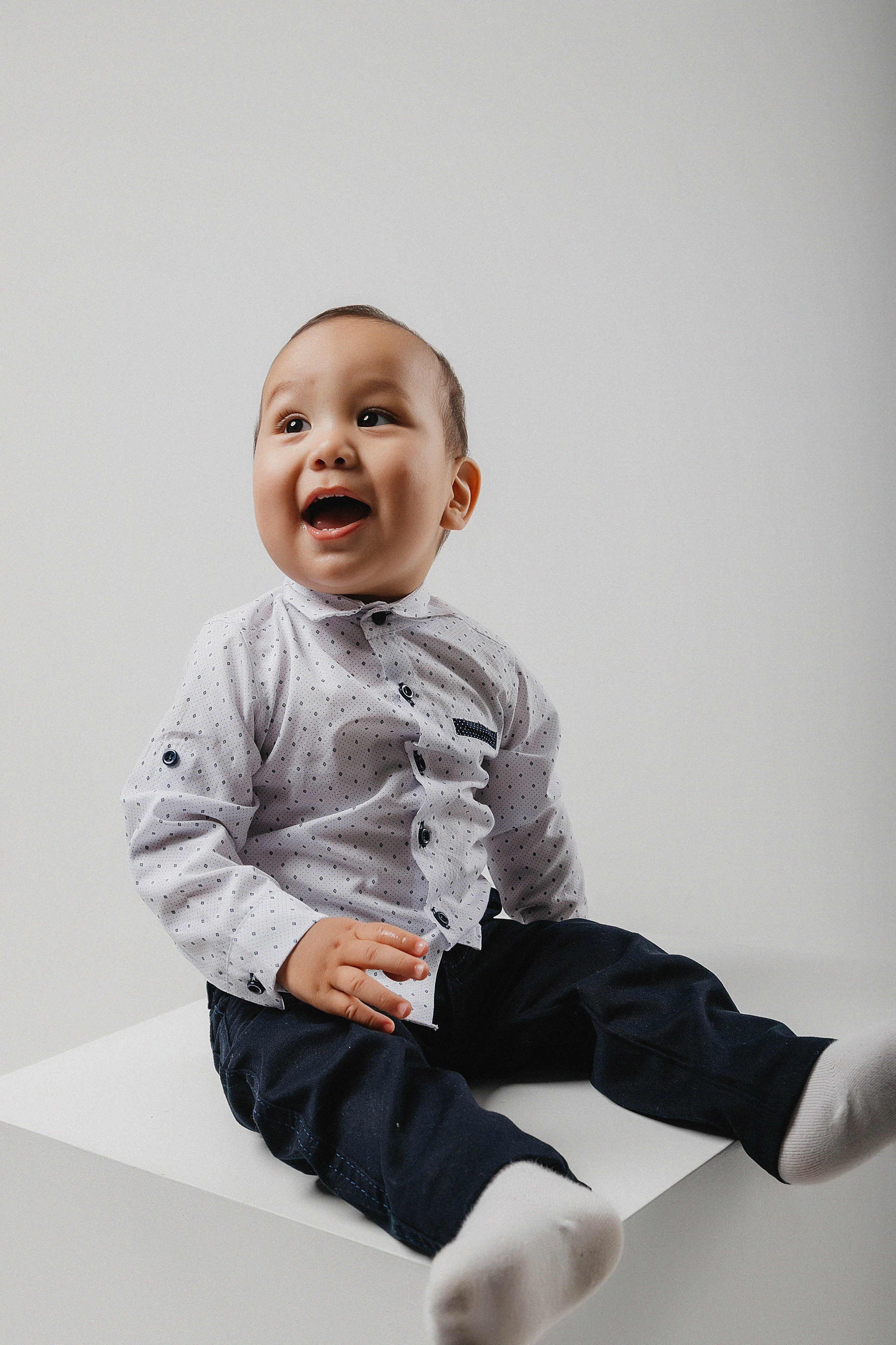 Семейная фотосессия в фотостудии Пространство. Свадебный, семейный и портретный фотограф в Алматы, Костанай