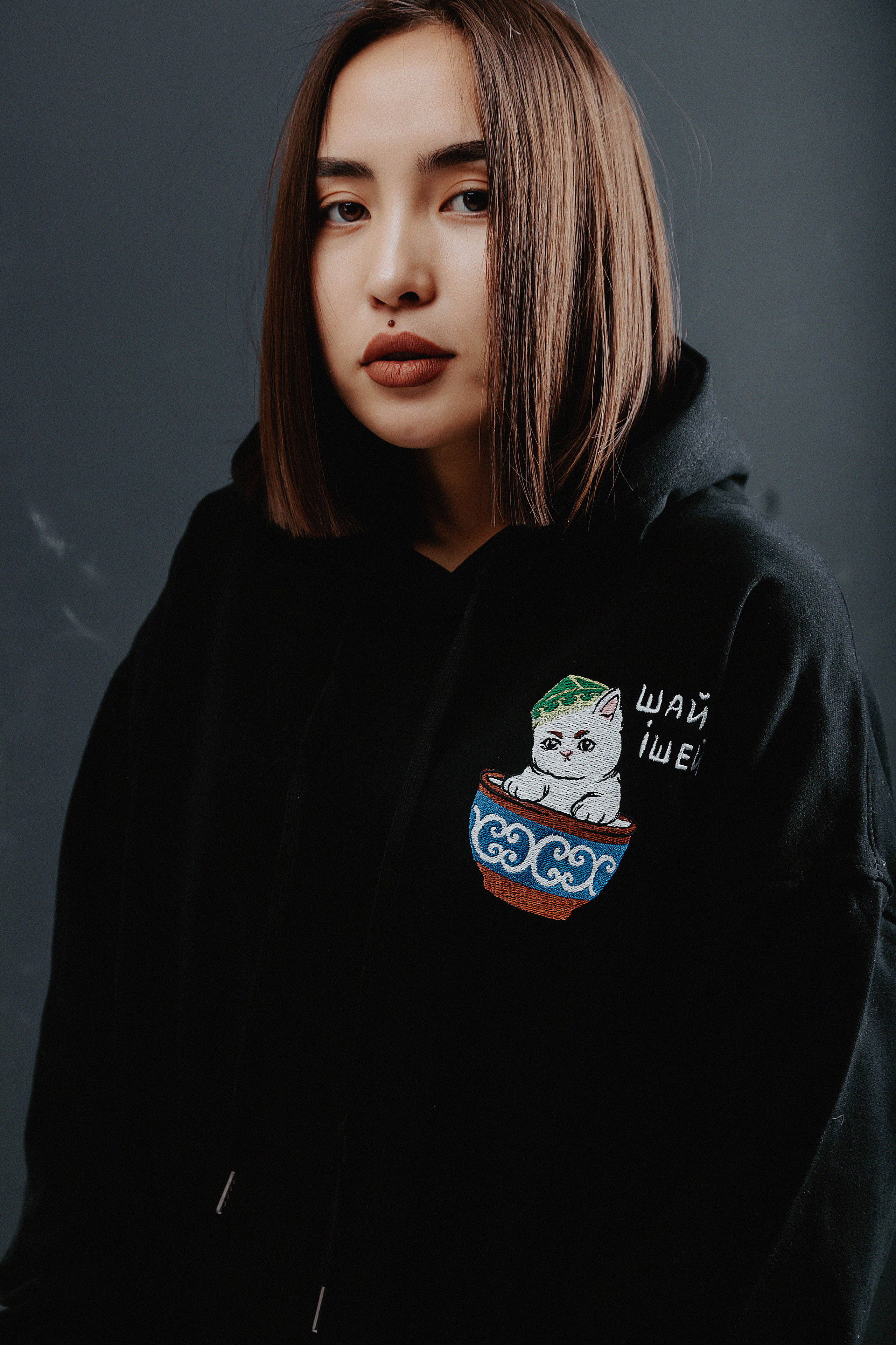 Фотосессия для бренда Deku в фотостудии Пространство. Свадебный, семейный и портретный фотограф в Алматы, Костанай