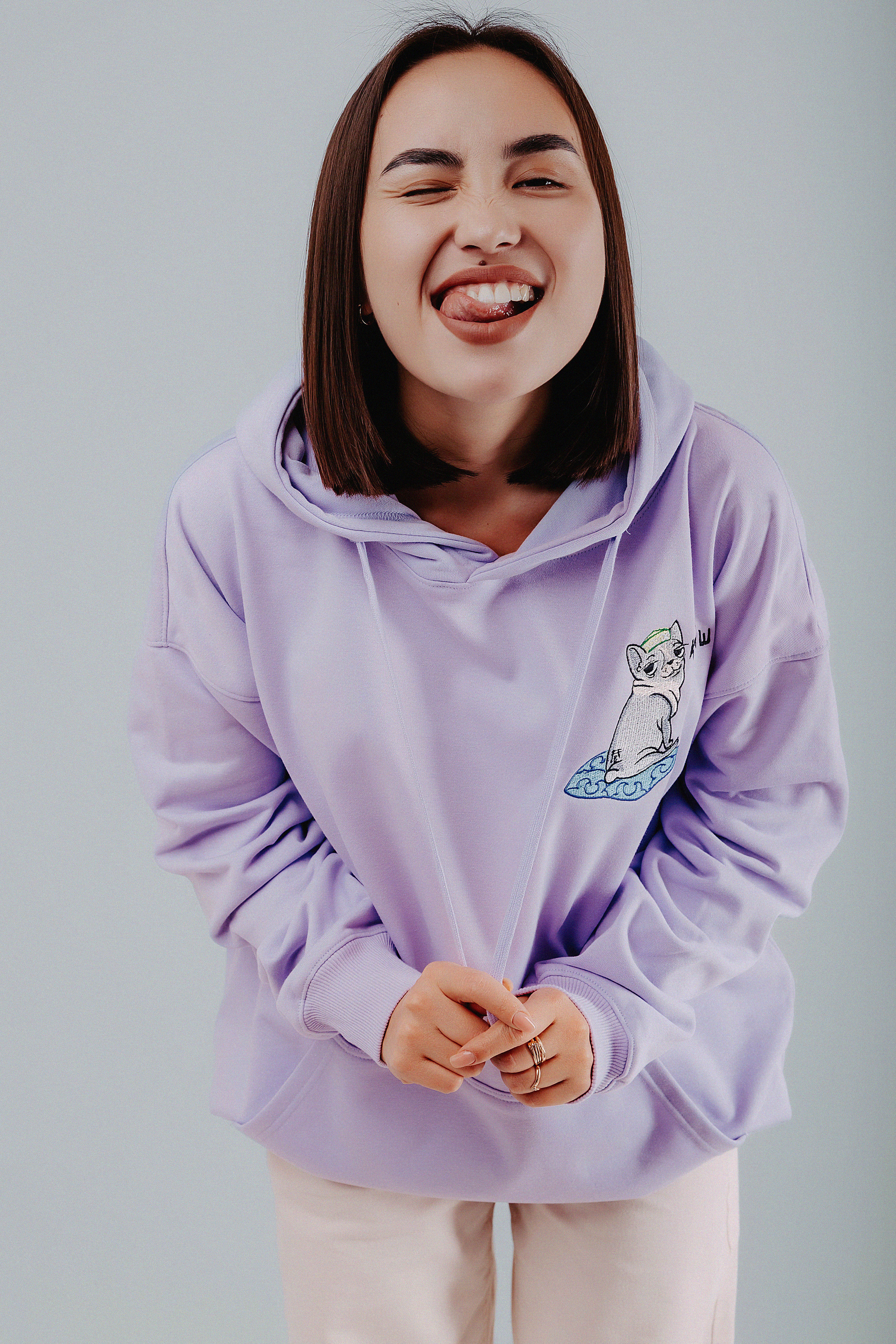 Фотосессия для бренда Deku в фотостудии Пространство. Свадебный, семейный и портретный фотограф в Алматы, Костанай