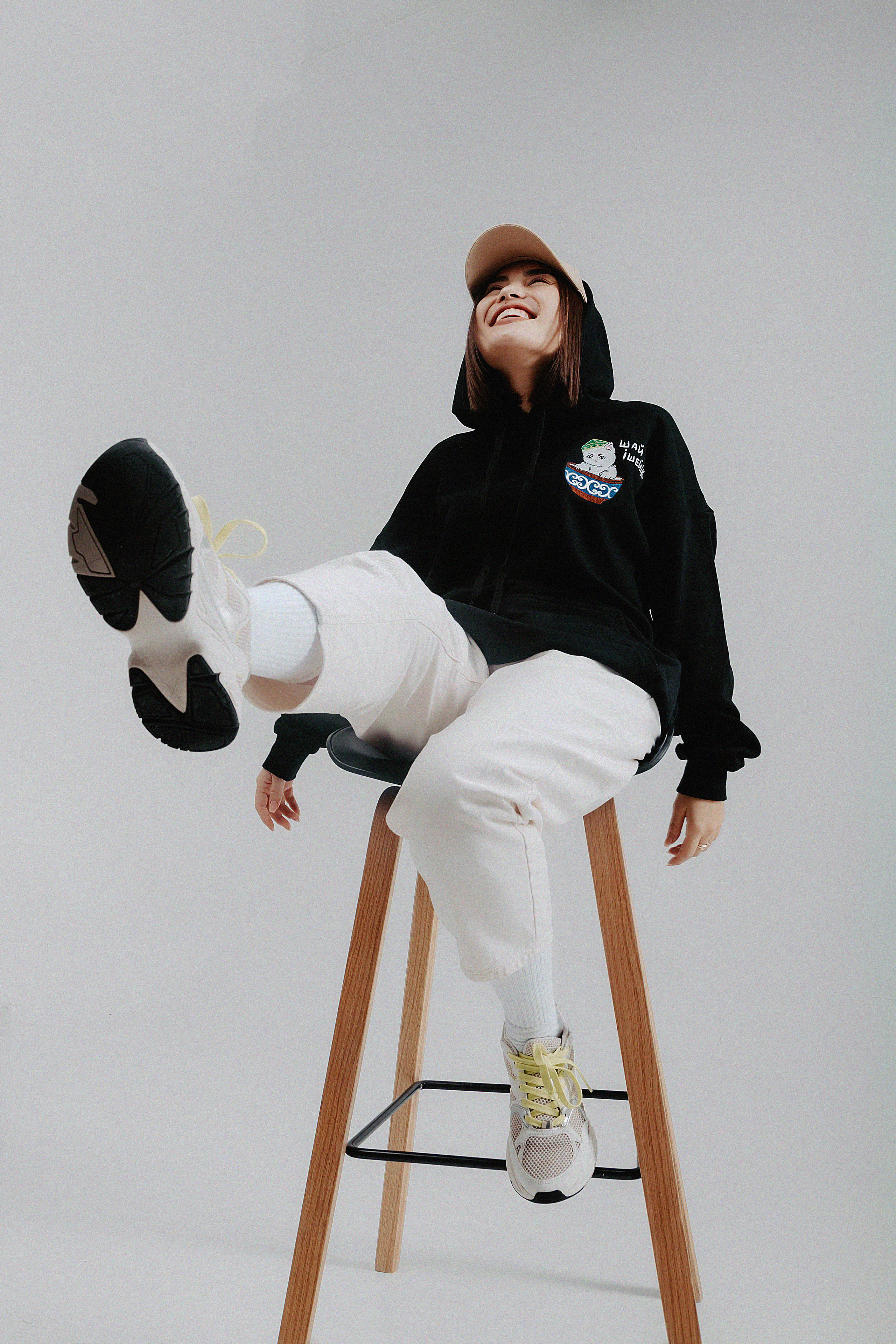 Фотосессия для бренда Deku в фотостудии Пространство. Свадебный, семейный и портретный фотограф в Алматы, Костанай