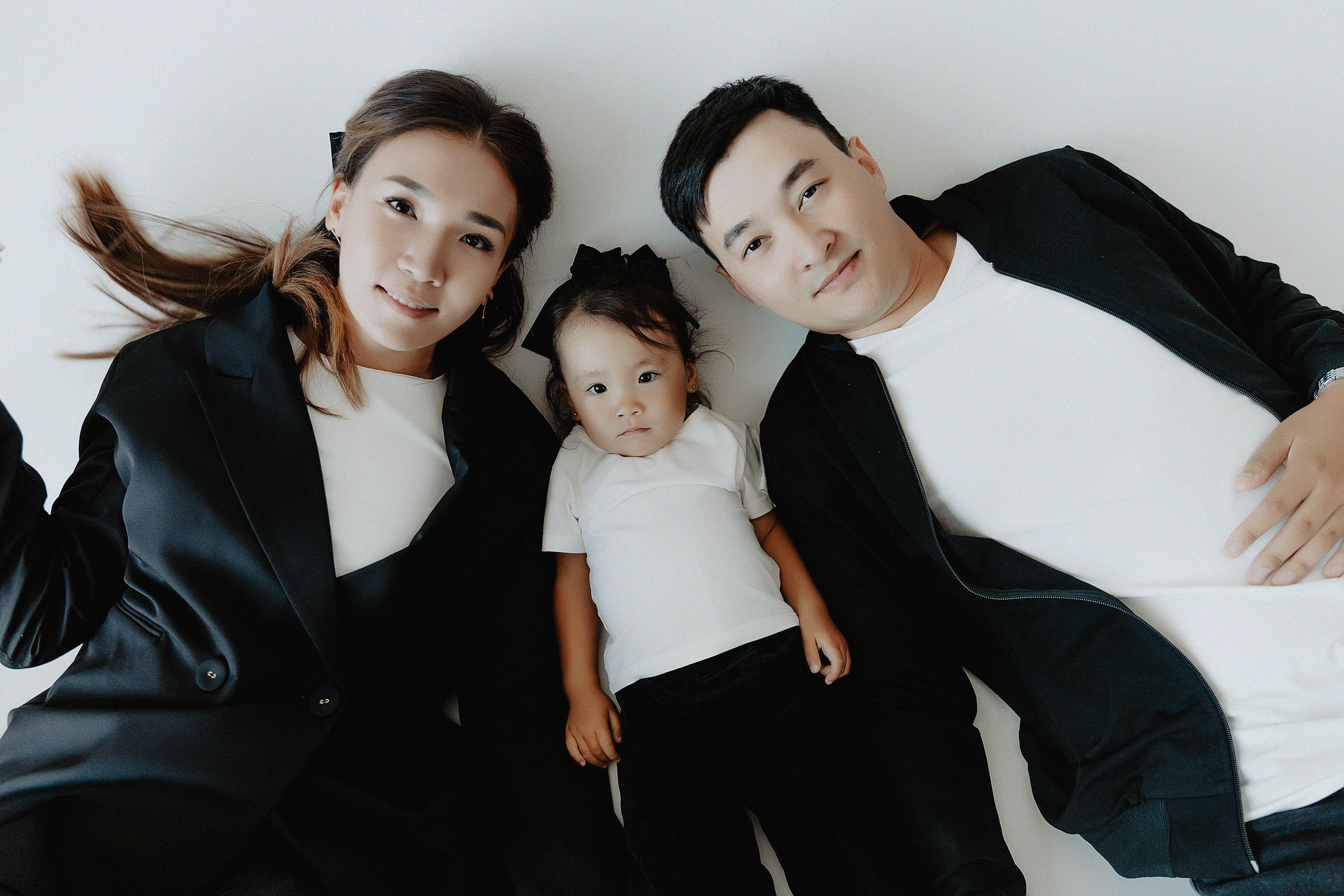 Семейная фотосессия Малика, Тамирис и Аялы. Свадебный, семейный и портретный фотограф в Алматы, Костанай