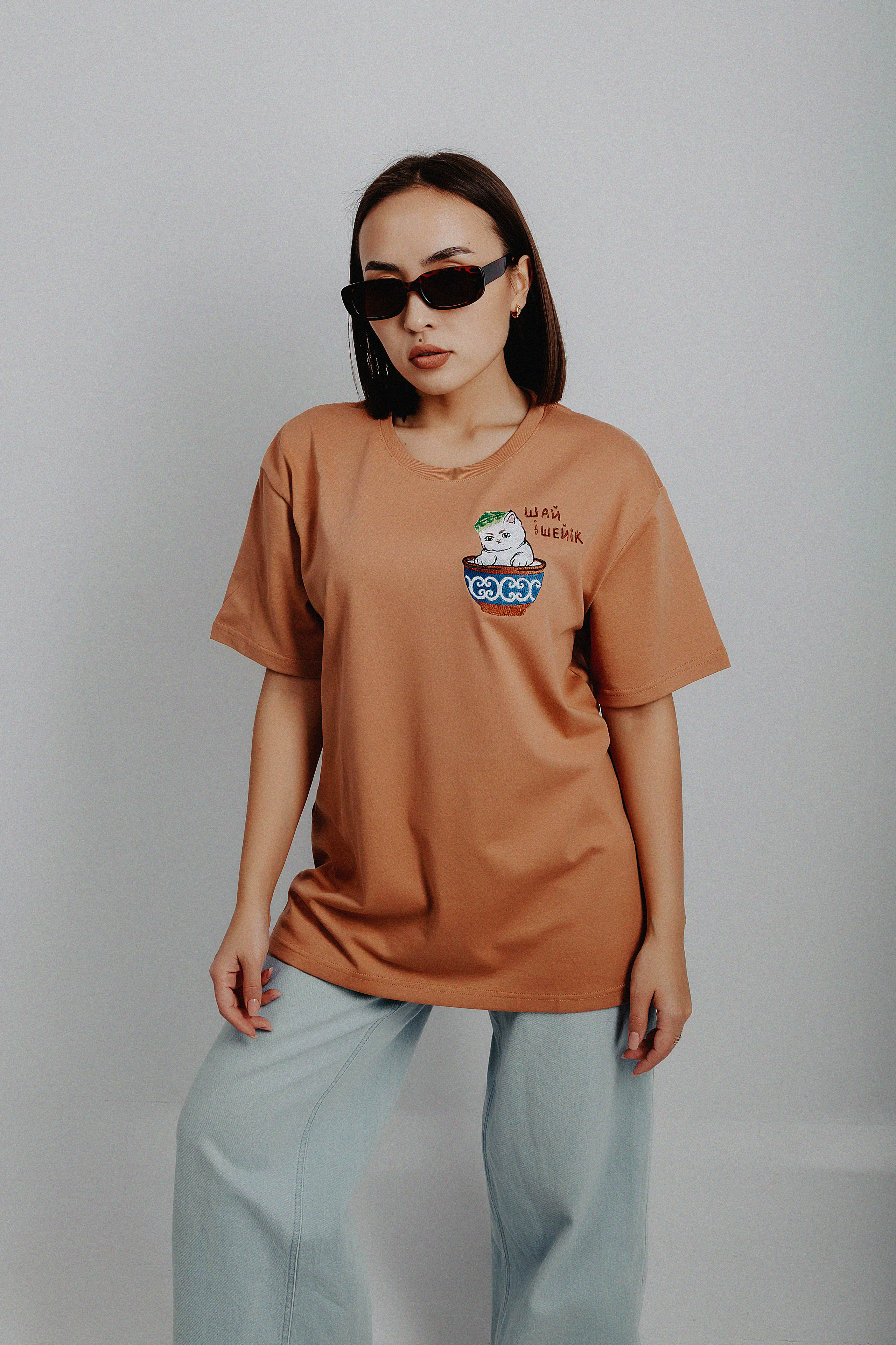 Фотосессия для бренда Deku в фотостудии Пространство. Свадебный, семейный и портретный фотограф в Алматы, Костанай