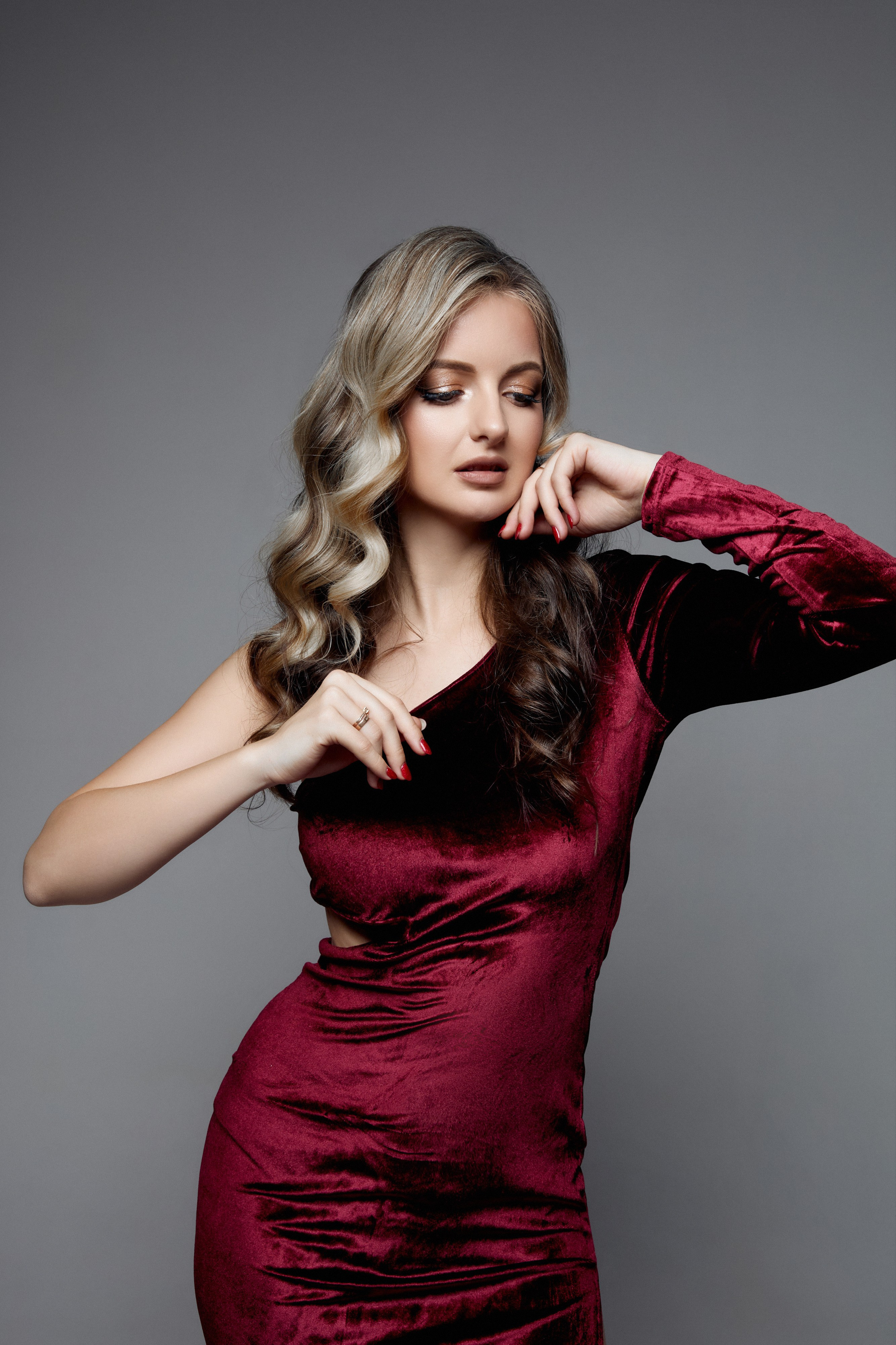 Студийные женские. Фотограф в г. Уссурийск Юлия Зозуля