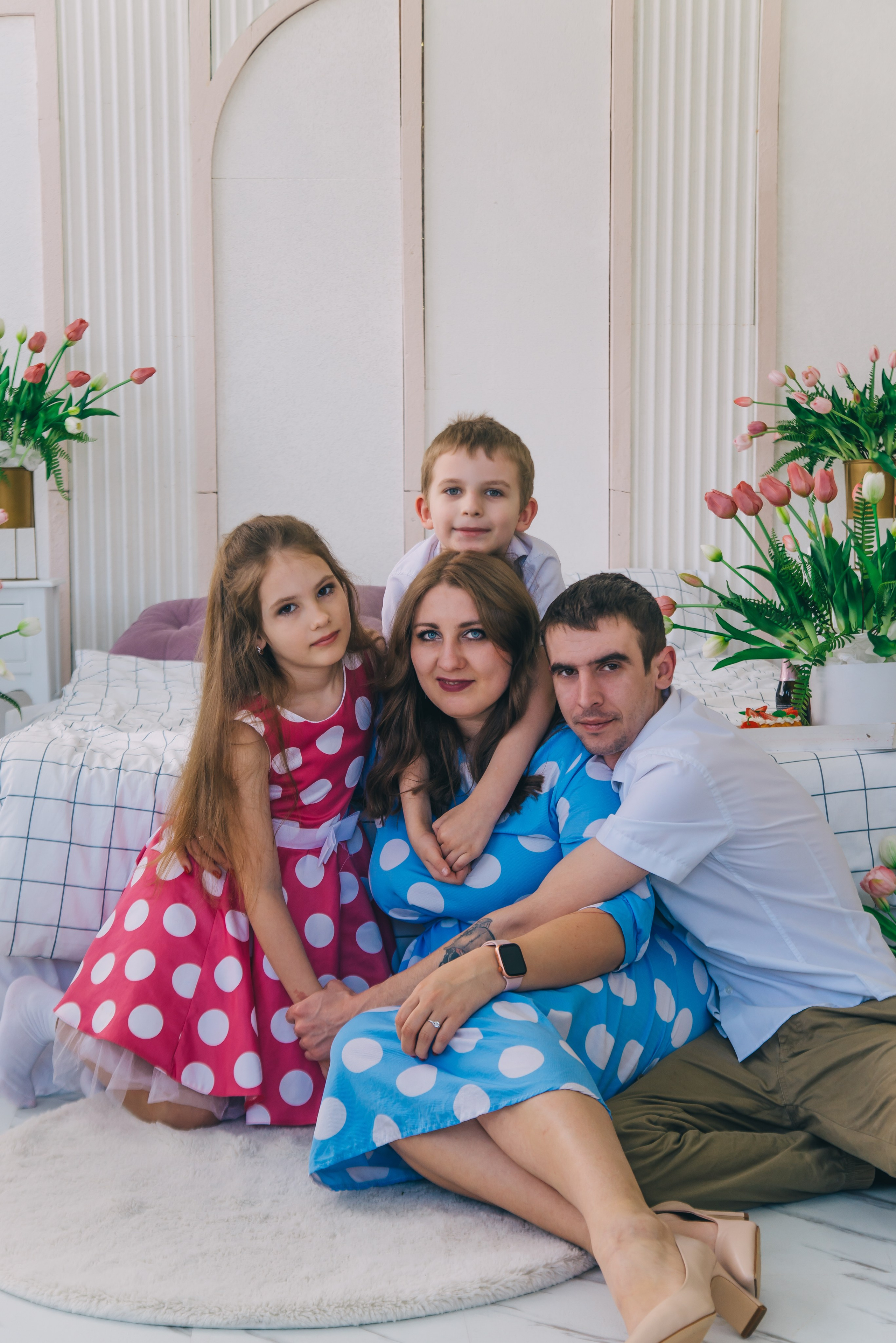 Семья с 2-мя детьми. Семейный, детский фотограф в Минске Вероника Гапоненко