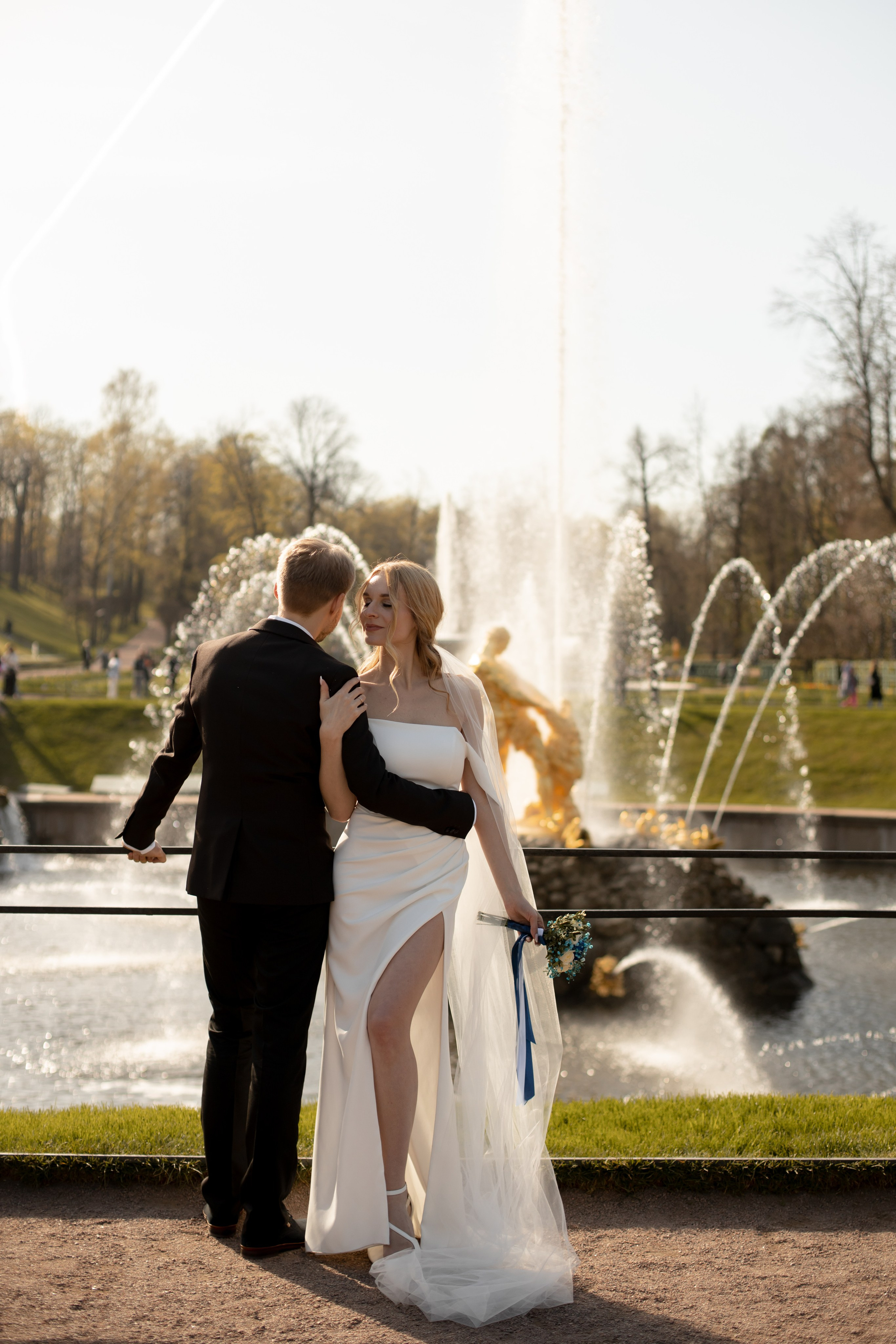 Петергоф / ЗАГС + прогулка. Свадебный и семейный фотограф в Москве Диана Левченко