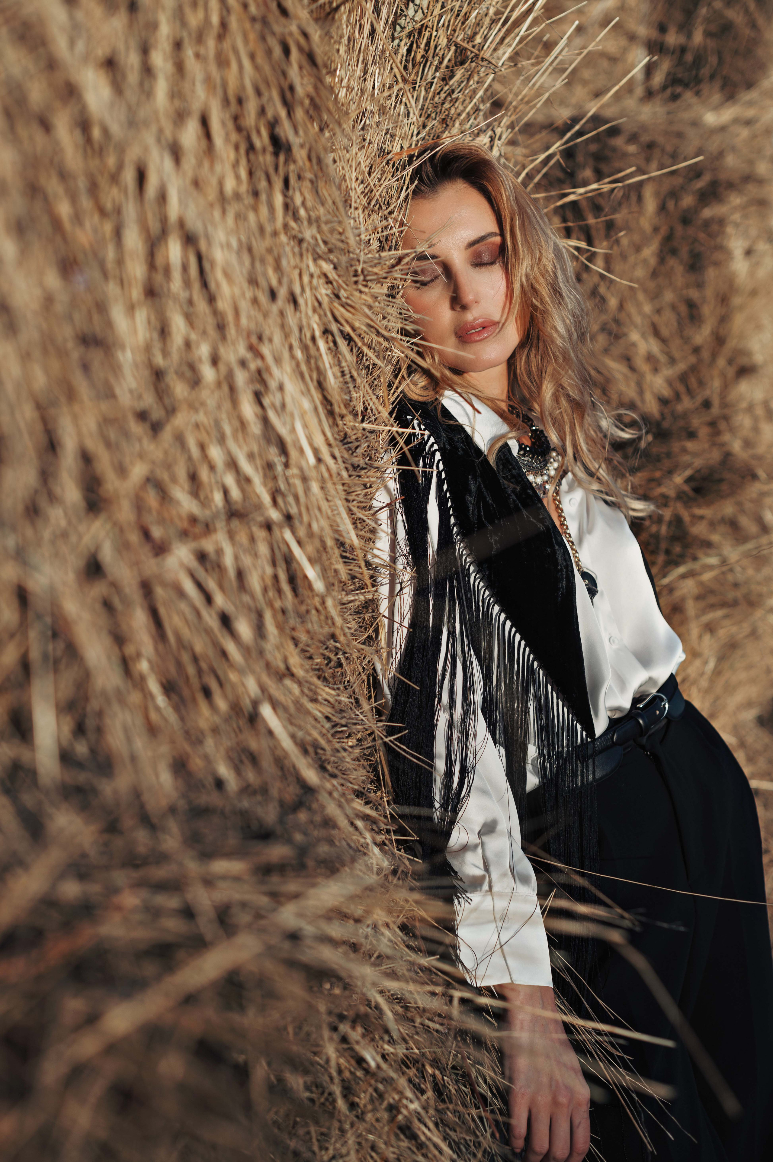 Три образа на конюшне. Катерина Дрюкова фотограф/видеограф