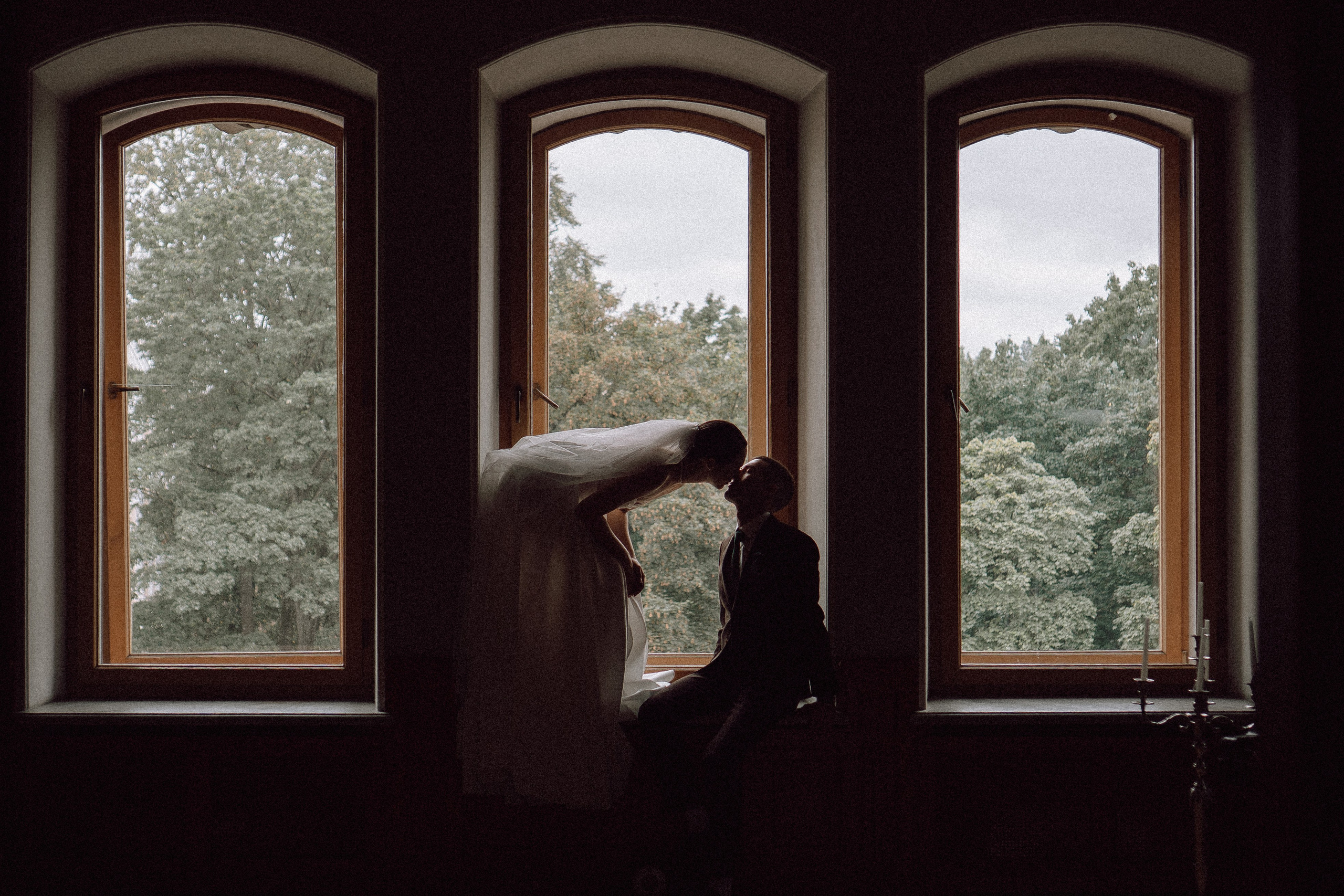 СВАДЕБНАЯ ПРОГУЛКА В САНТК-ПЕТЕРБУРГЕ (ИСАКИЕВСКИЙ СОБОР, ЗИМНЯЯ КАНАВКА, ЭРМИТАЖ И БОЛЬШАЯ МОРСКАЯ УЛИЦА). Профессиональный фотограф, Санкт-Петербург — Виктория Богомолова