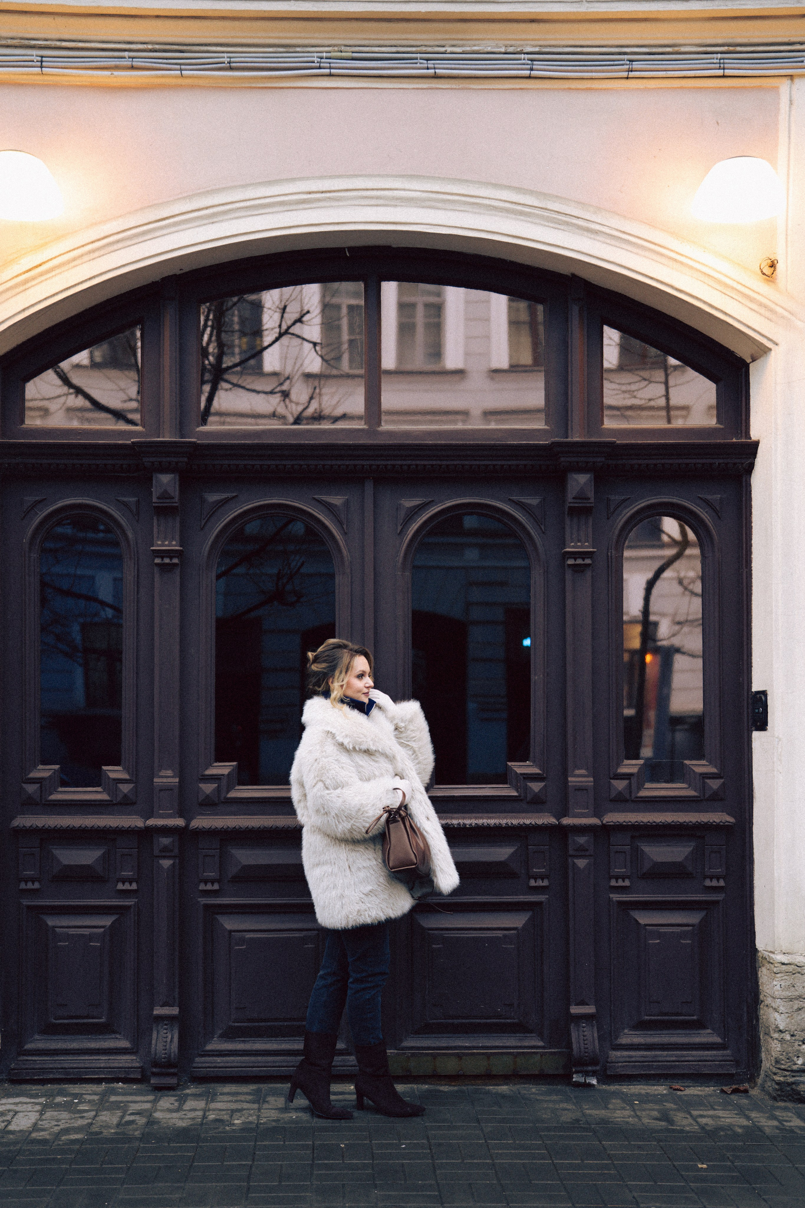 НОВОГОДНЯЯ ФОТОСЕСИИЯ В СТУДИИ ДЛЯ ДЕВУШКИ И ПРОГУЛКА ПО ЧЕРНЫШЕВСКОЙ. Профессиональный фотограф, Санкт-Петербург — Виктория Богомолова