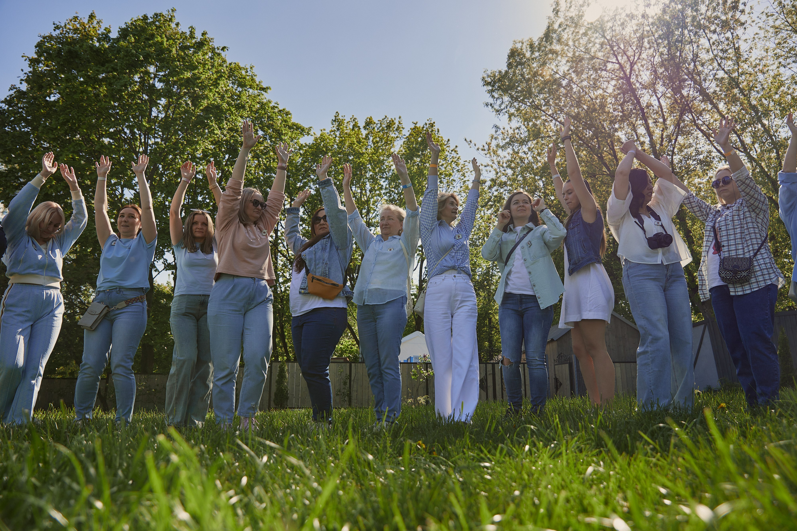 Выпускной Karneeva.online 2024. Репортажный и семейный фотограф Ухова Наталья в Москве