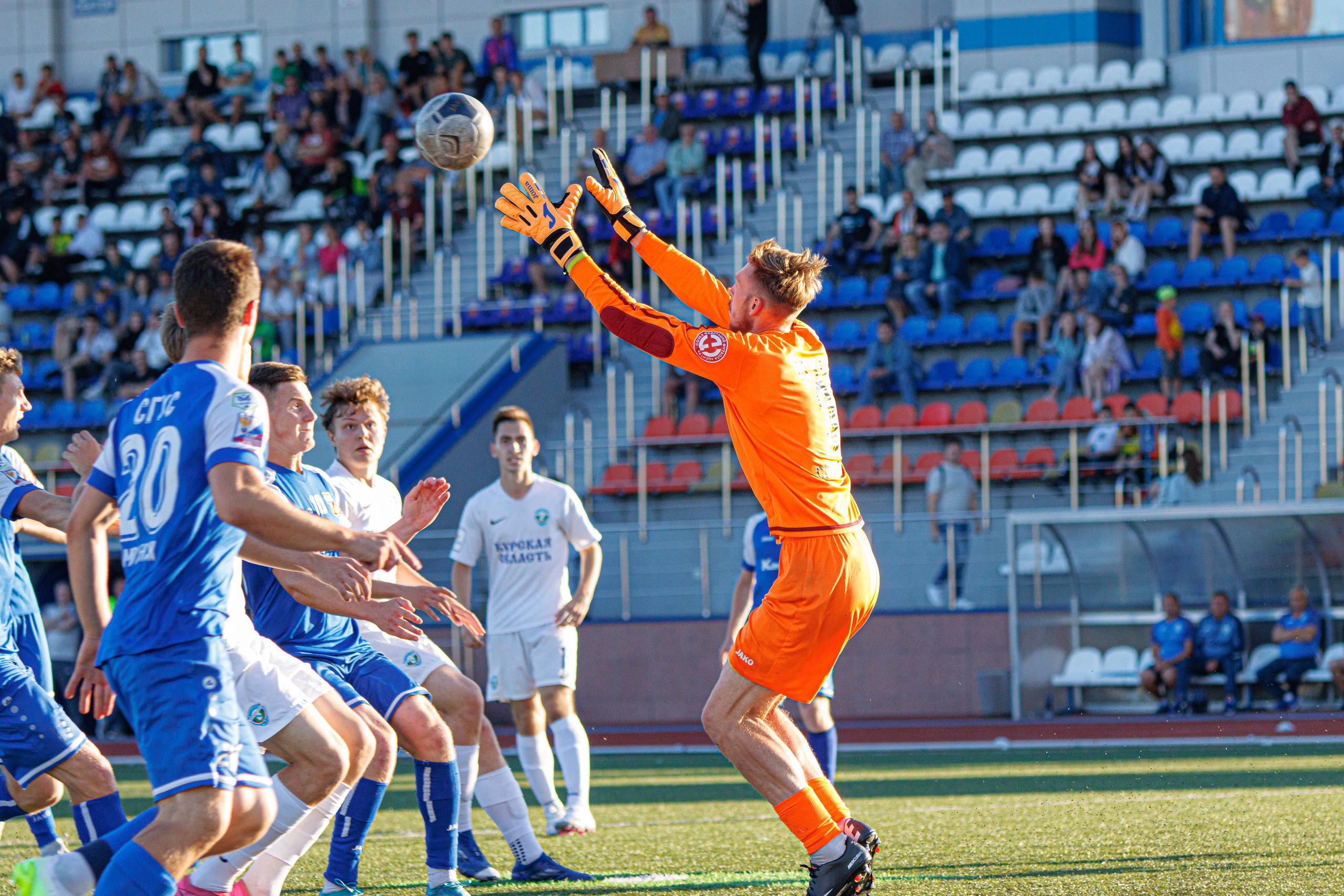 Футбол. Спортивный фотограф Вадим Добедченков