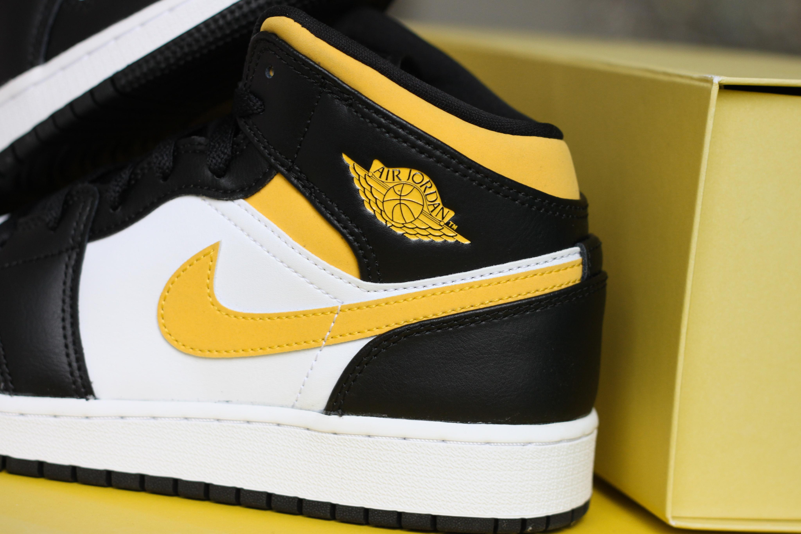 Ресейл магазин. Фотограф Москва — Сергеева Анастасия