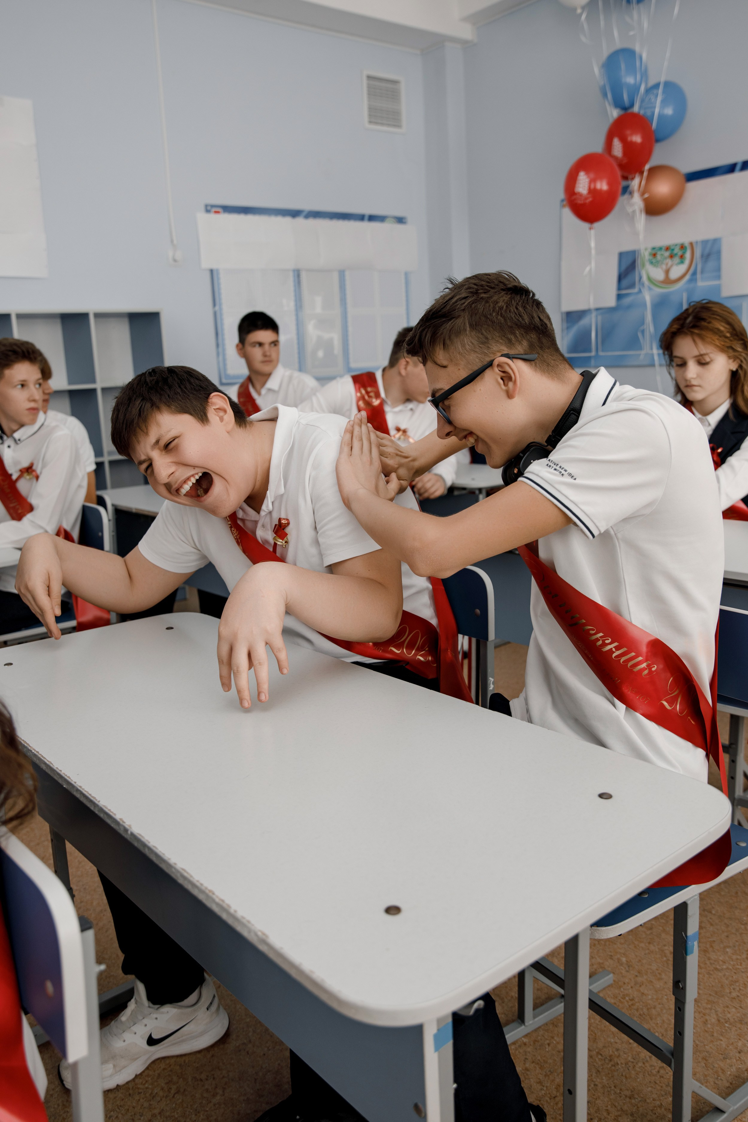 Школа 107 г. Краснодар. Выпускные альбомы в Краснодарском крае