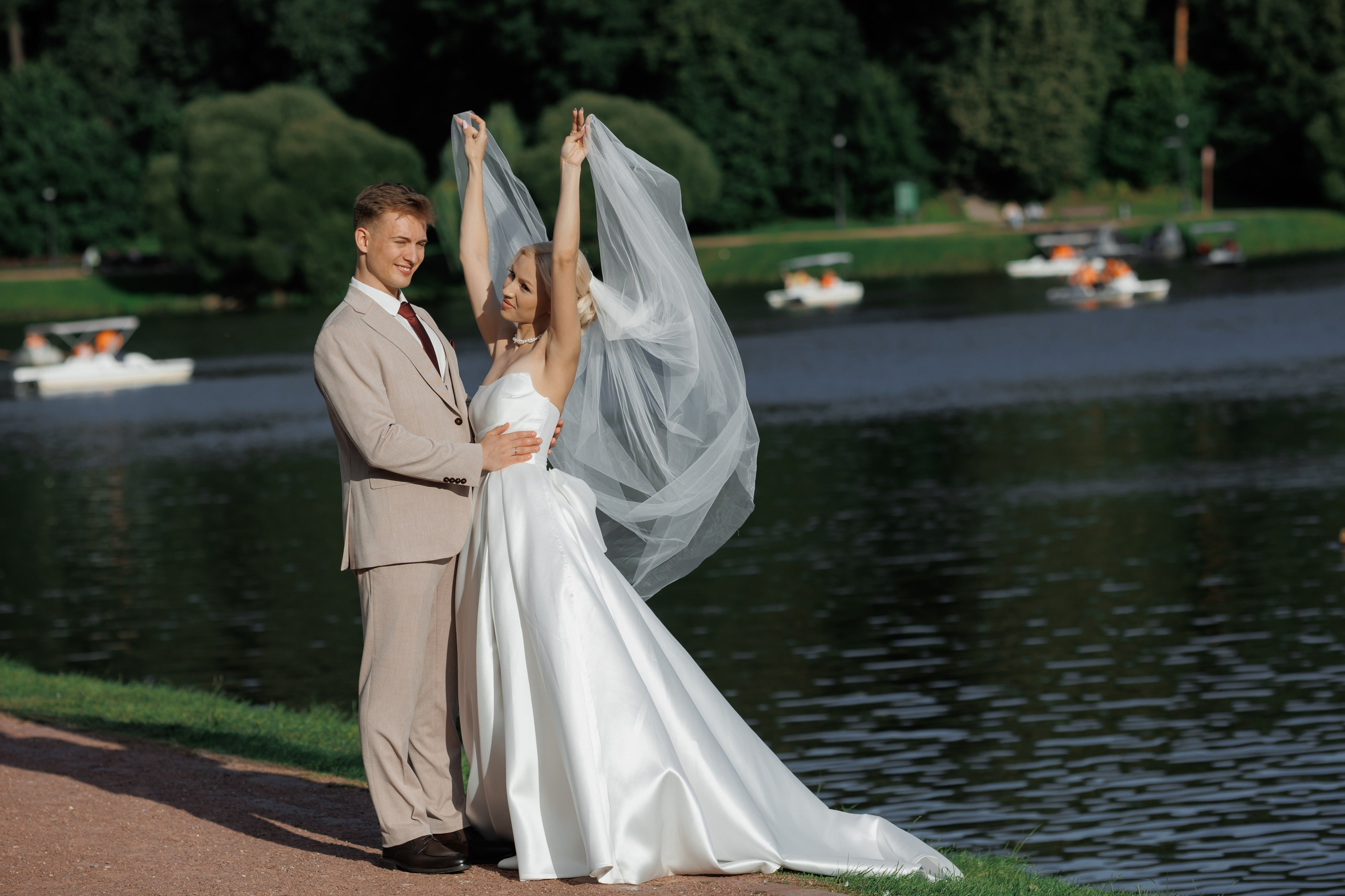 Отель «Милан», Шипиловский ЗАГС, прогулка в парке Царицыно. Свадебный и репортажный фотограф (Москва, Королев и другие)