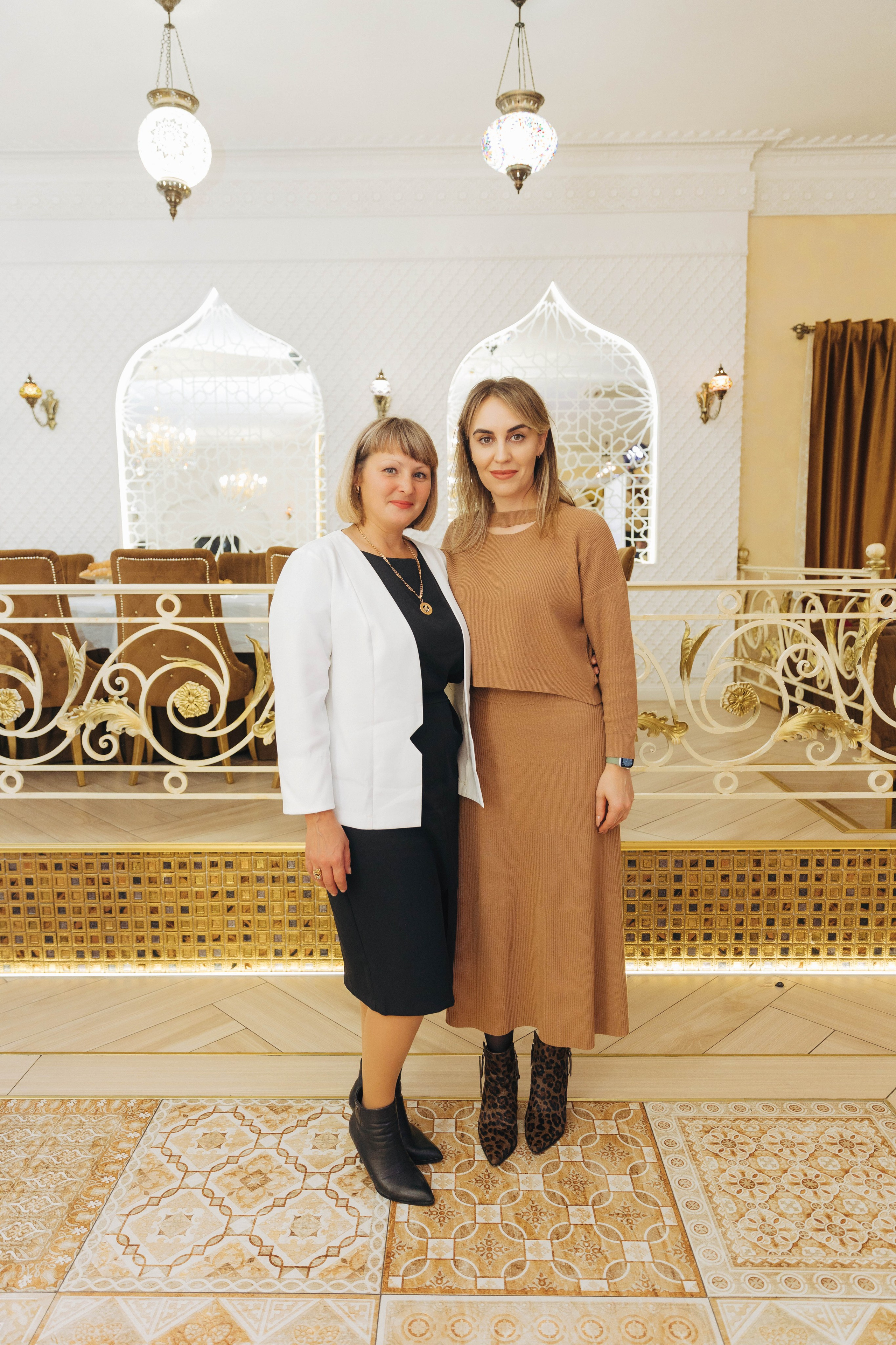 60 лет. Я Аракчеева Менслу — семейный и свадебный фотограф в Астрахани