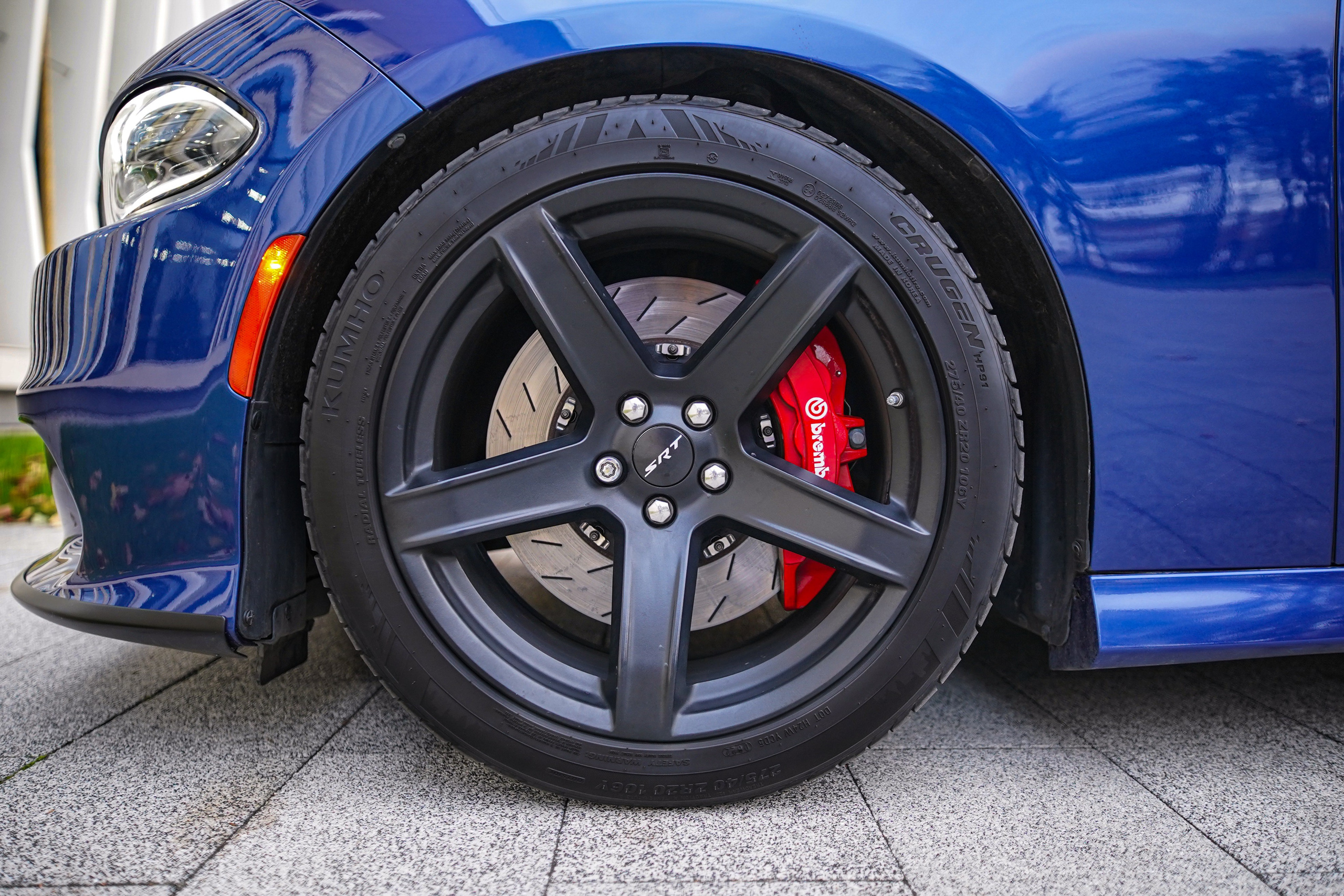 Dodge Charger Hellcat. Автомобильный фотограф Шакая Кирилл