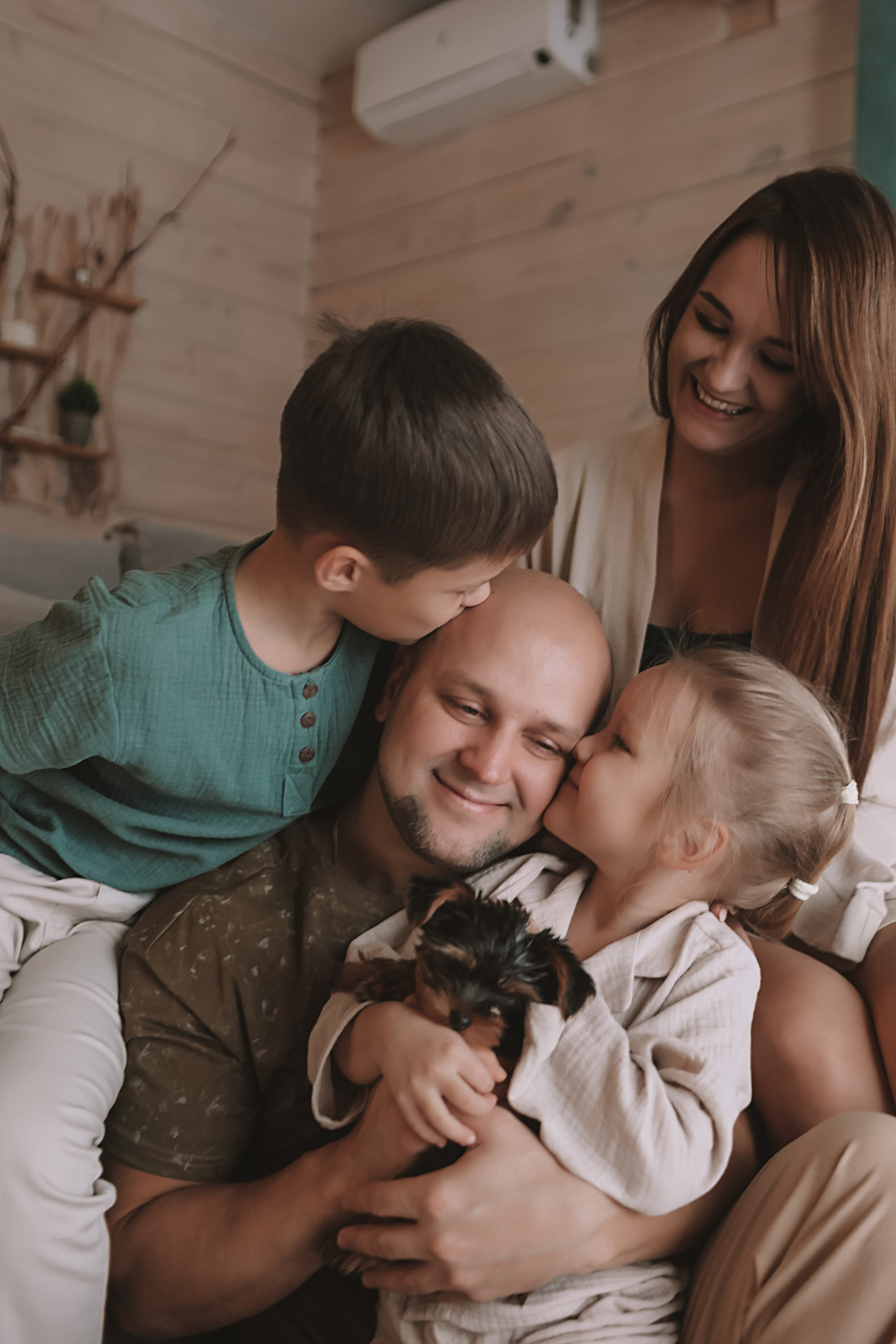 Домашняя. Семейный фотограф Тюмень, фотограф на роды Салмина Мария