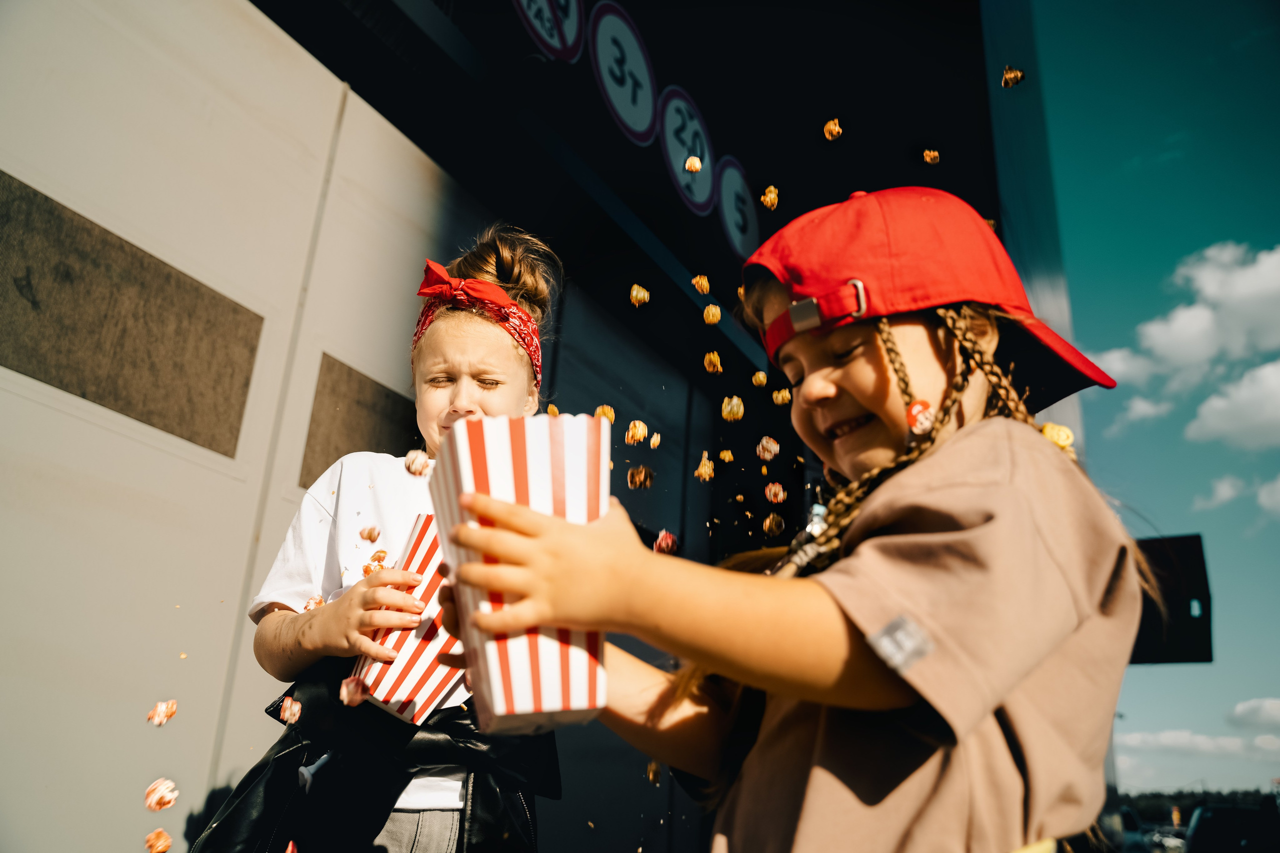 Августа + Лея (FRIENDS). Контент фотограф в Москве Кулич Настя