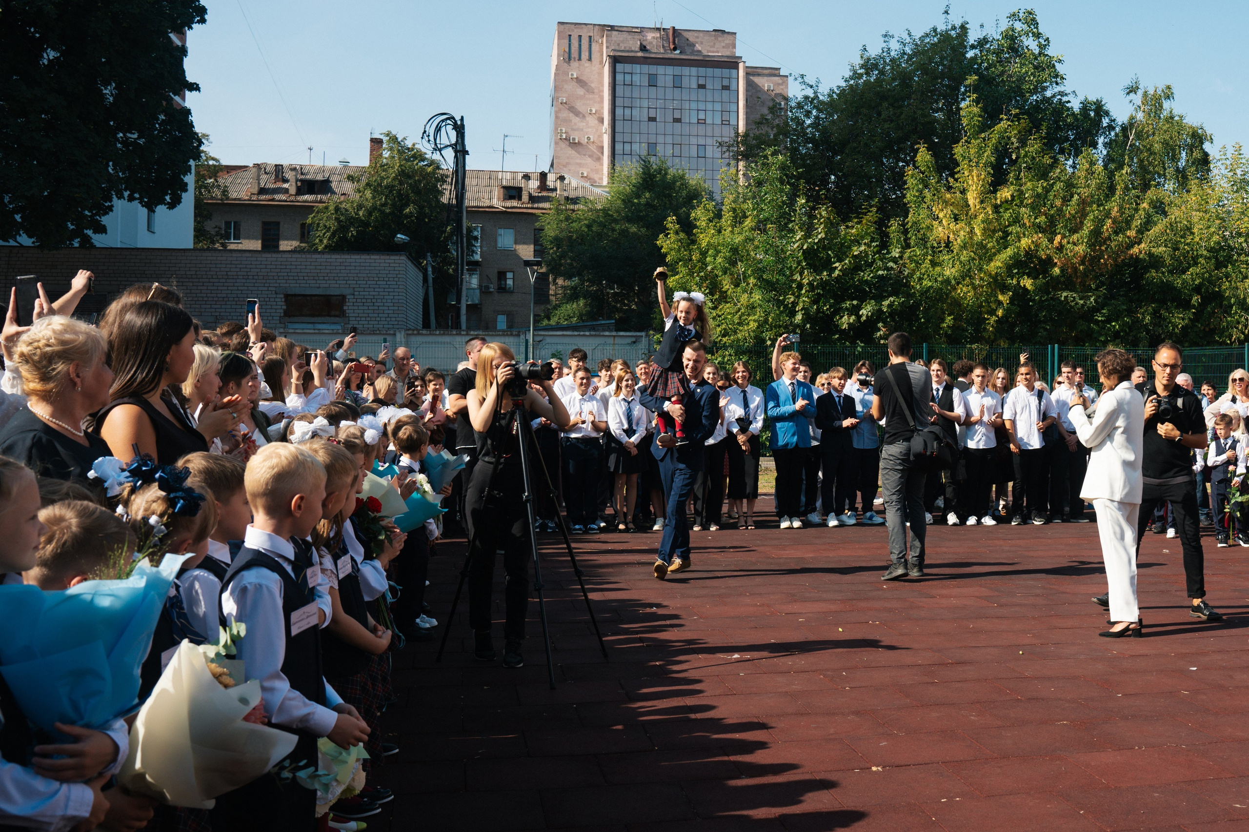 1 сентября | Школа им. Басова. Фотограф в Воронеже Ольга Космодемьянская
