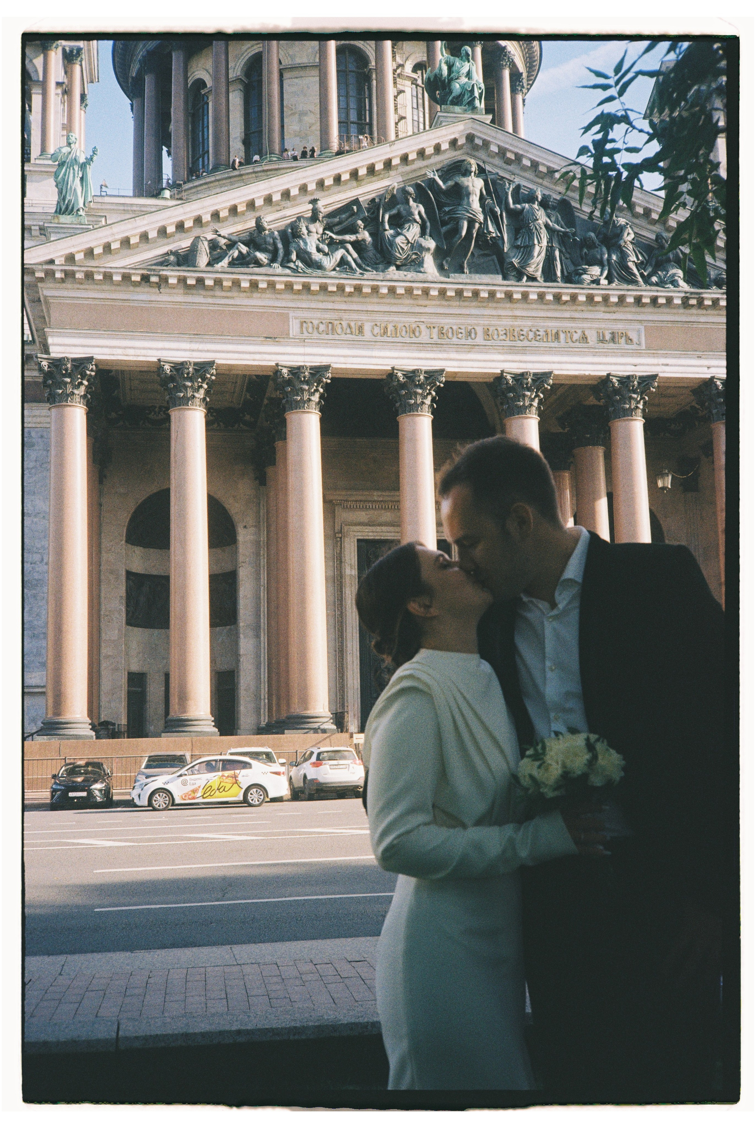 Свадебная фотосессия в Питере. Сестры Карабаза. Фотографы и ретушеры в Москве и Санкт-Петербурге