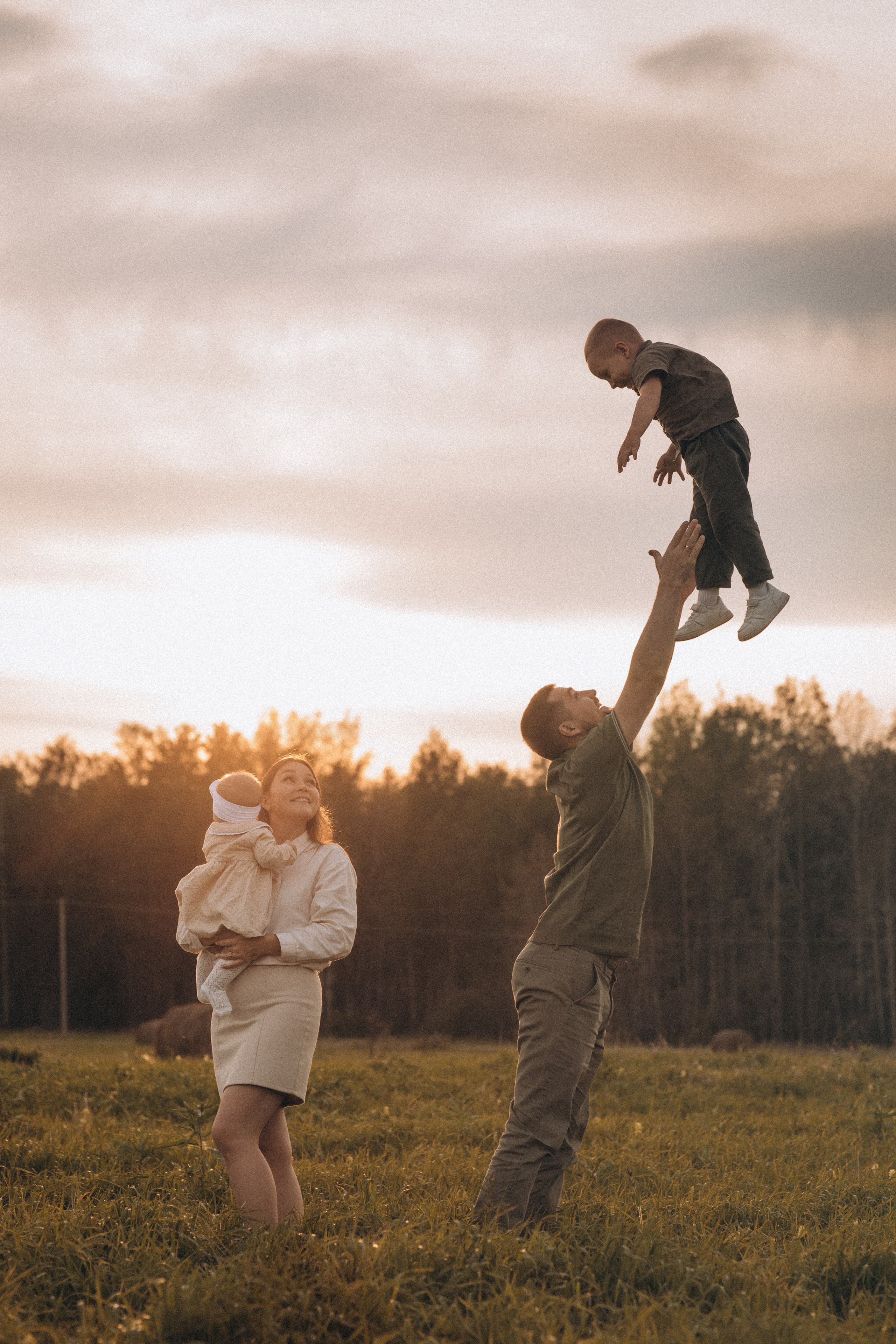 Варваре пол годика. Семейный фотограф Нижневартовск Тюмень Ефимова Ирина